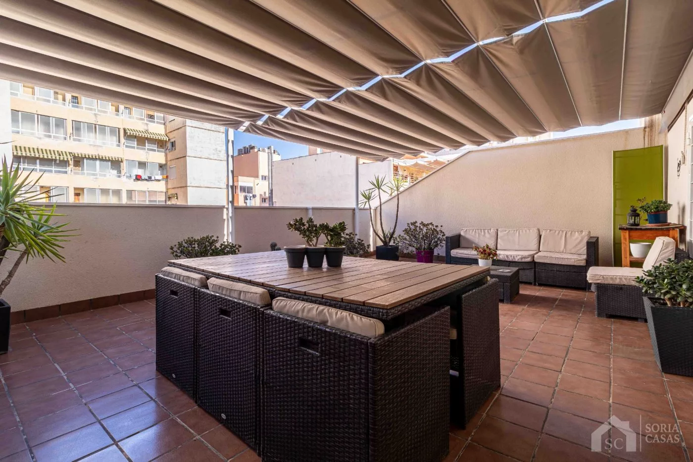 Fantástico ático con terraza en el centro de Elda. — Foto 2 de 23