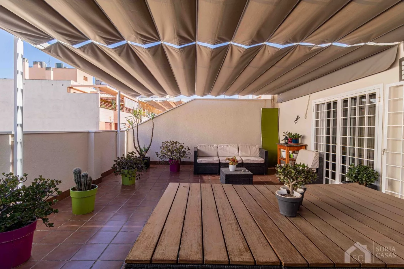 Fantástico ático con terraza en el centro de Elda. — Foto 3 de 23