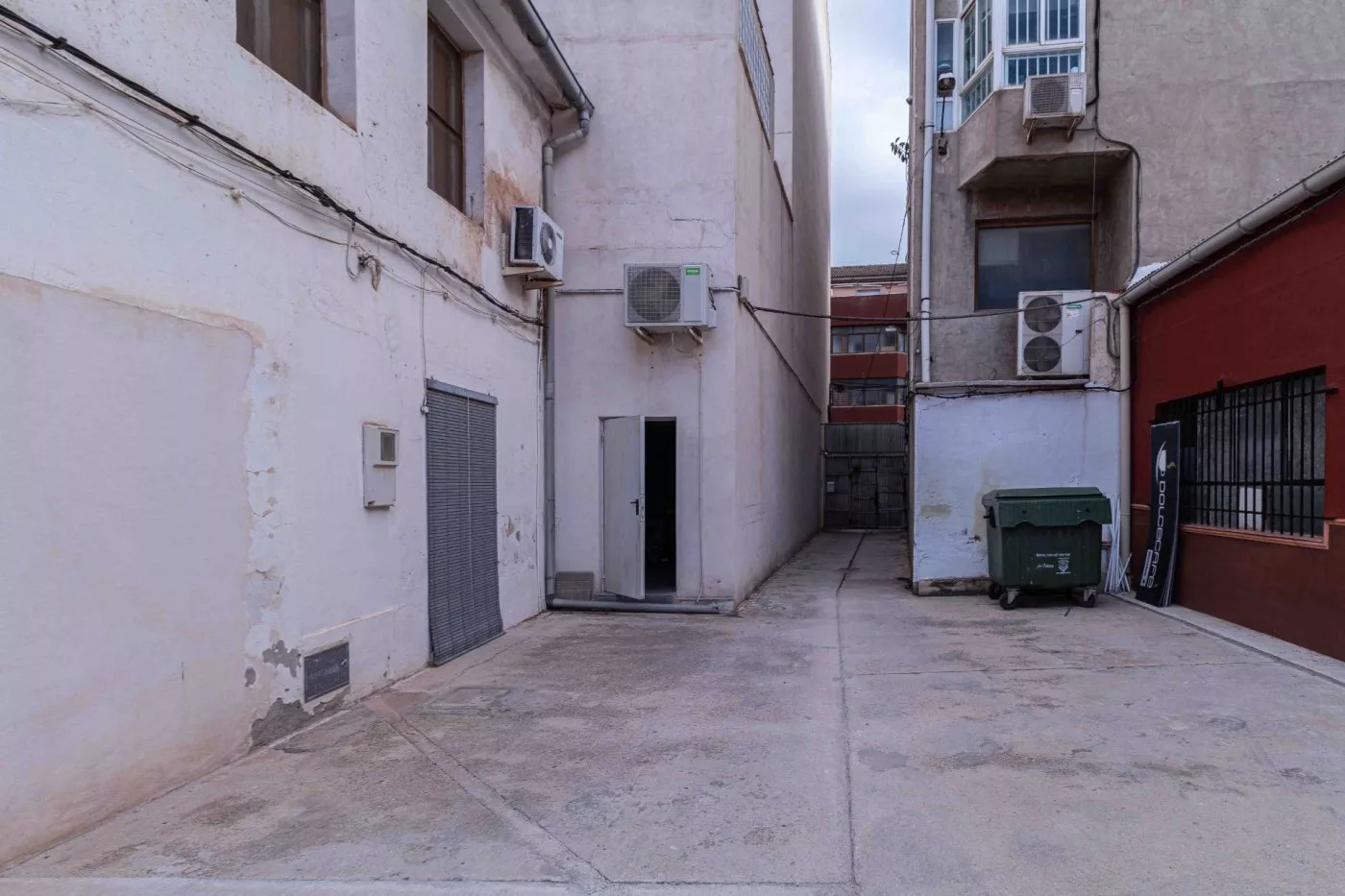 Casa de dos plantas. — Foto 5 de 20