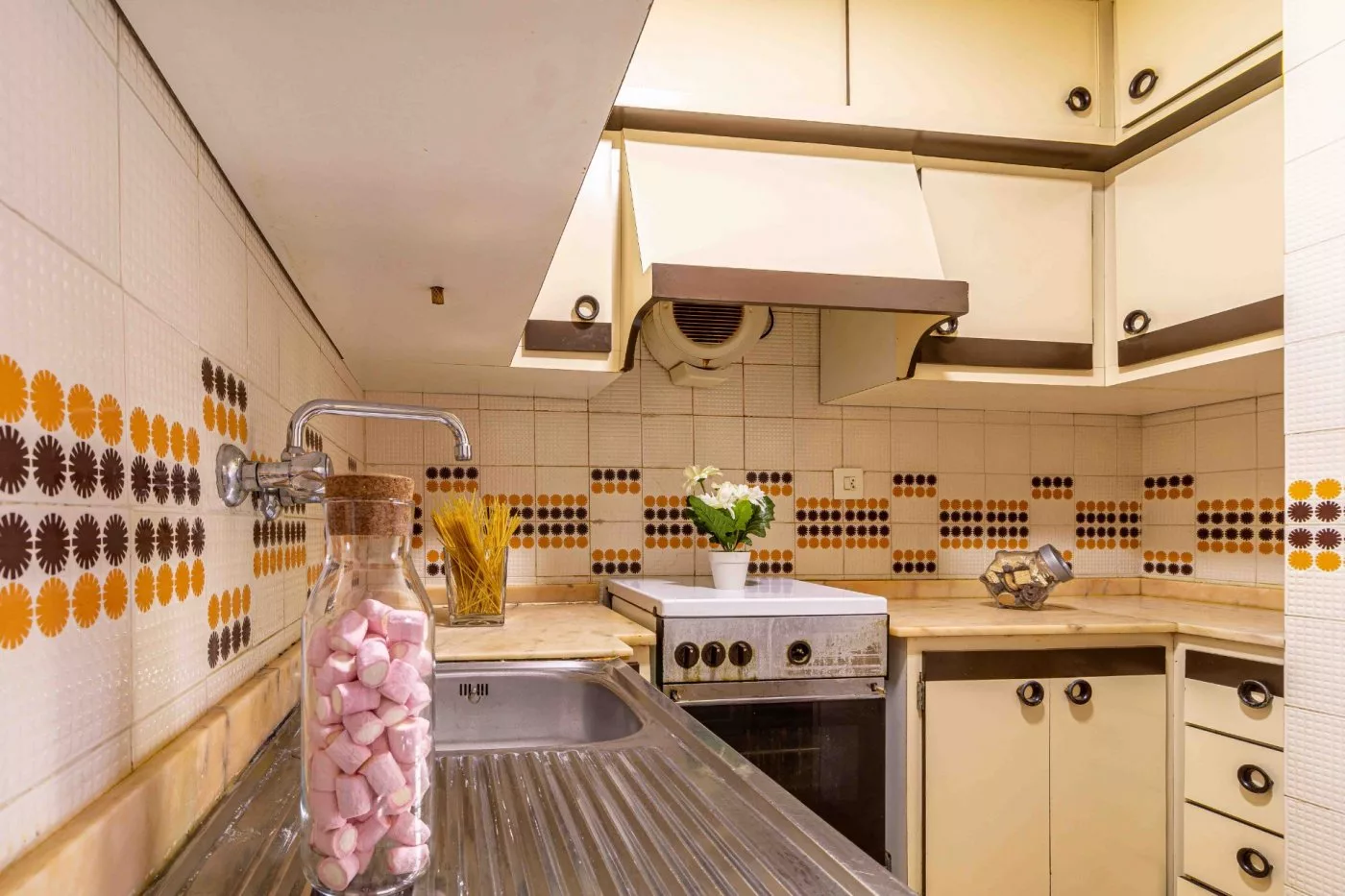 Piso de tres dormitorios junto a la Avda. de Ronda. — Foto 5 de 13