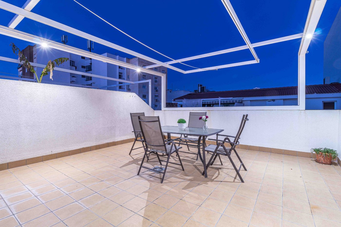 Ático con terraza, garaje y trastero! — Foto 5 de 25