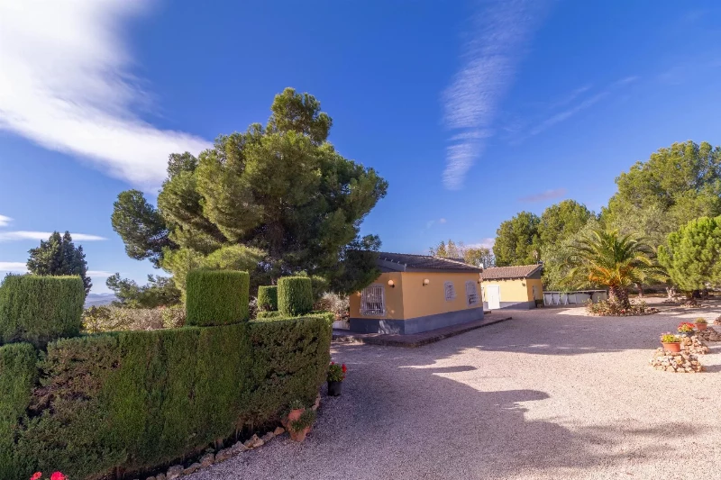 Country house for rent in Peña Rubia, Sax