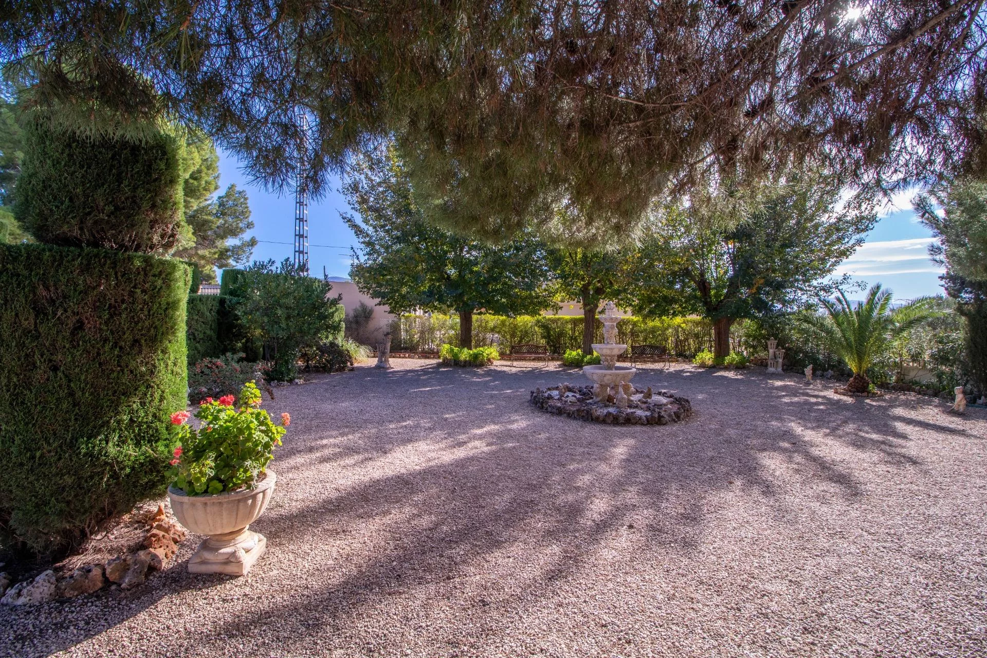 Encanto Rústico y Confort en Sax — Foto 3 de 37