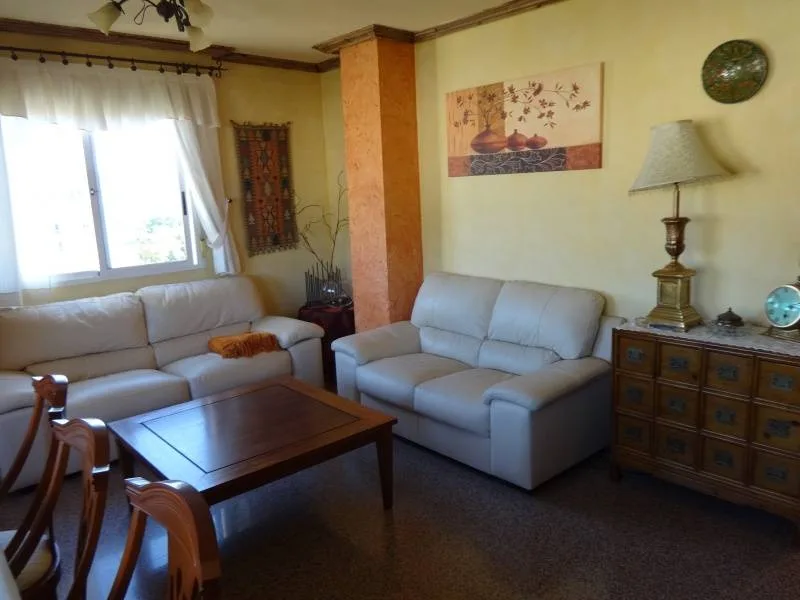 Apartment · 4 bed · 2 baths · 100 m² · Elda — Photo 4 of 24