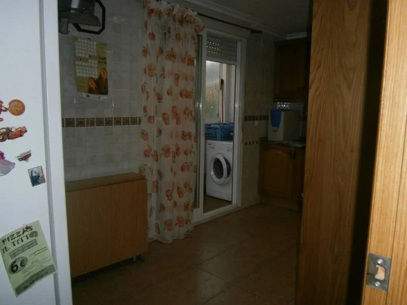 Bungalow · 4 bed · 2 baths · 140 m² · Petrer — Photo 4 of 18