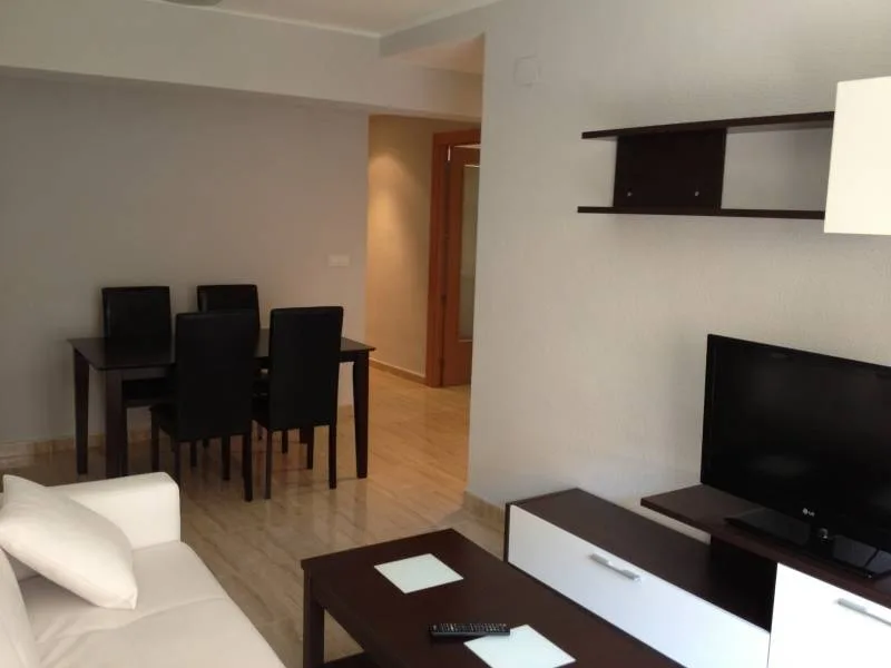 Apartment · 3 bed · 1 bath · 90 m² · Petrer