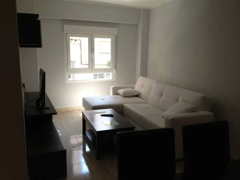 Apartment · 3 bed · 1 bath · 90 m² · Petrer — Photo 2 of 12