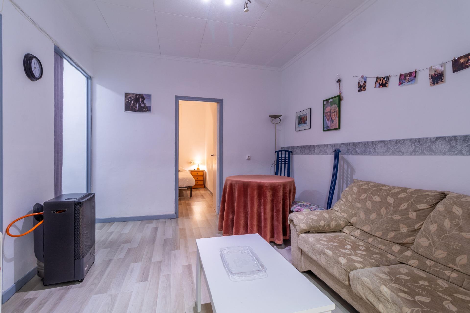 Doble Oportunidad: Casa Independiente 2 en 1 en Centro de Petrer — Foto 3 de 23