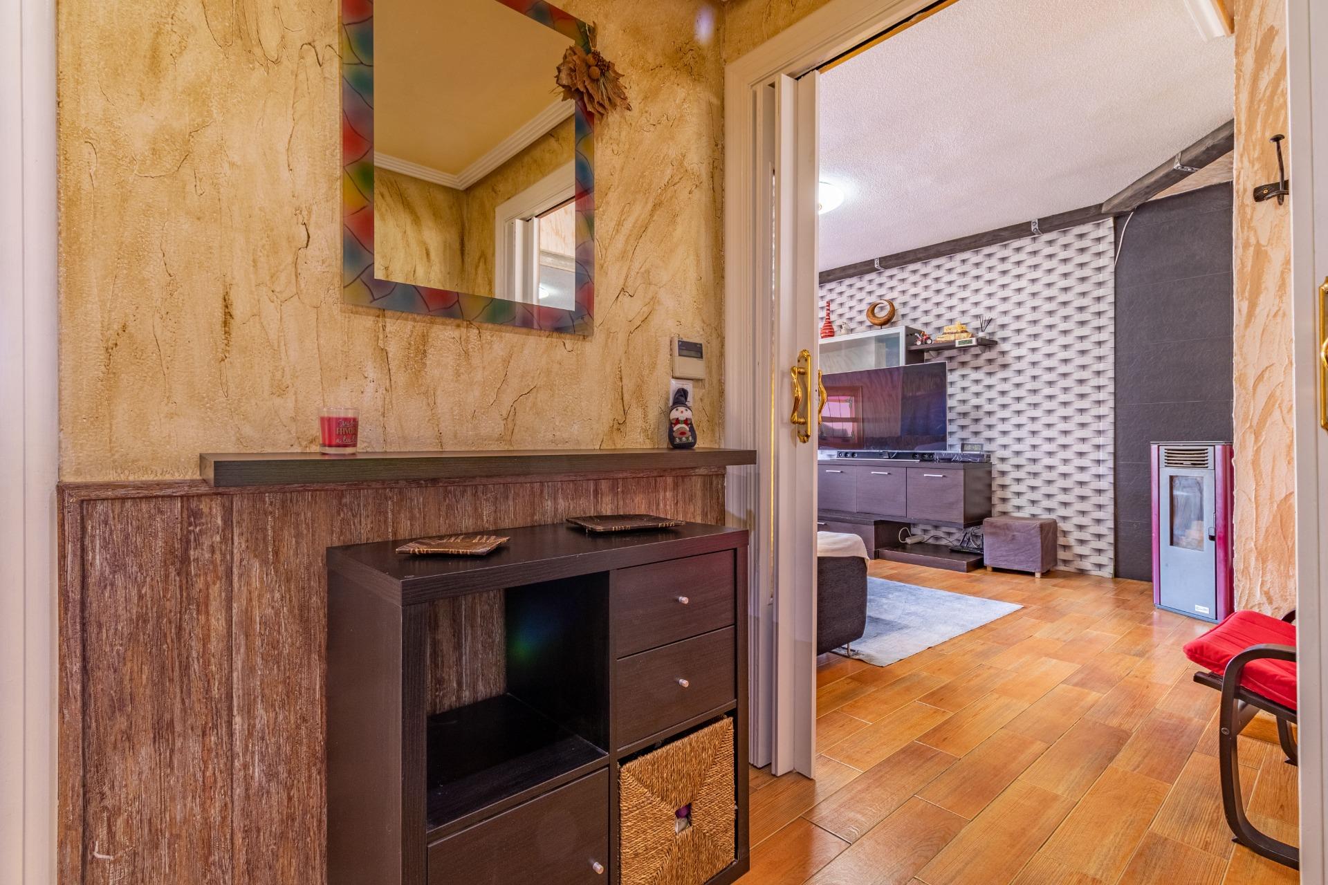 Penthouse · 3 bed · 2 baths · 90 m² · Petrer — Photo 2 of 25