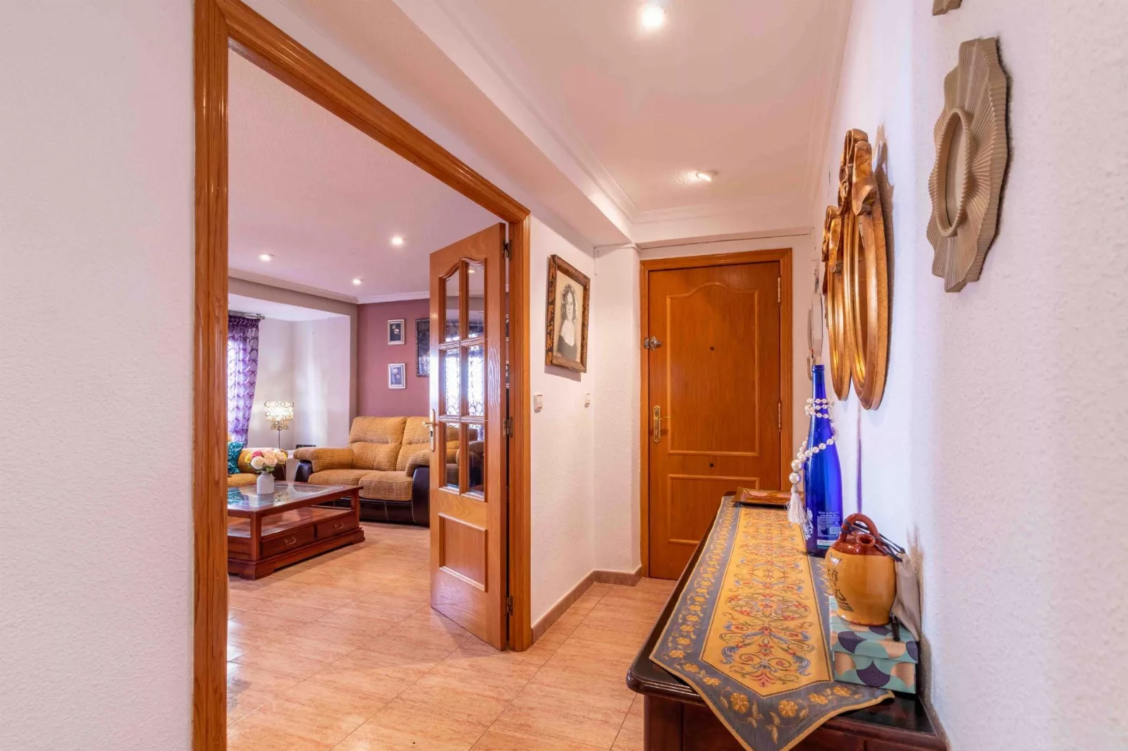 Vivienda Reformada y Amueblada en Elda - Lista para Entrar a Vivir — Foto 4 de 19