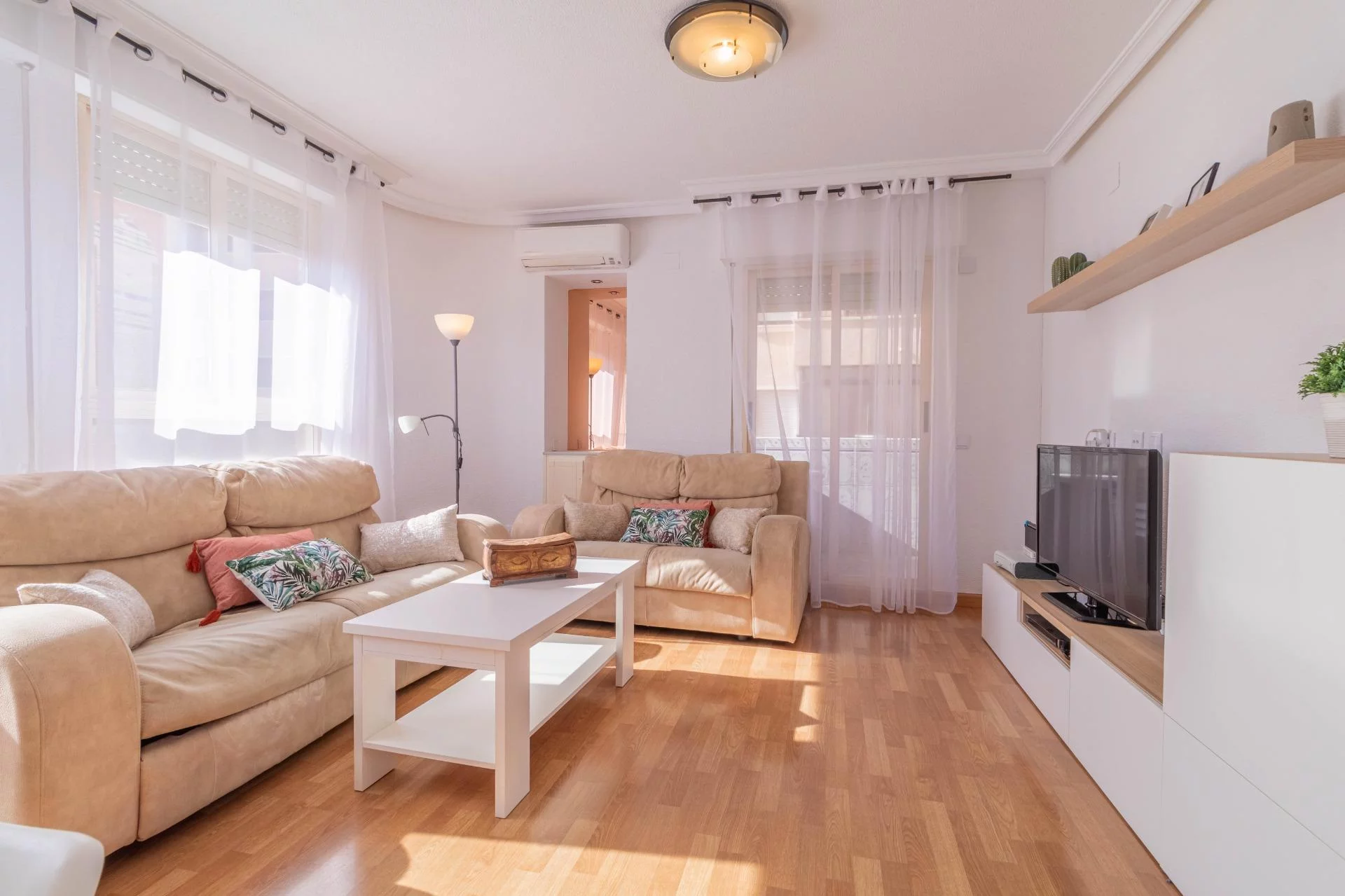 Piso cómodo y luminoso en Petrer — Foto 4 de 25