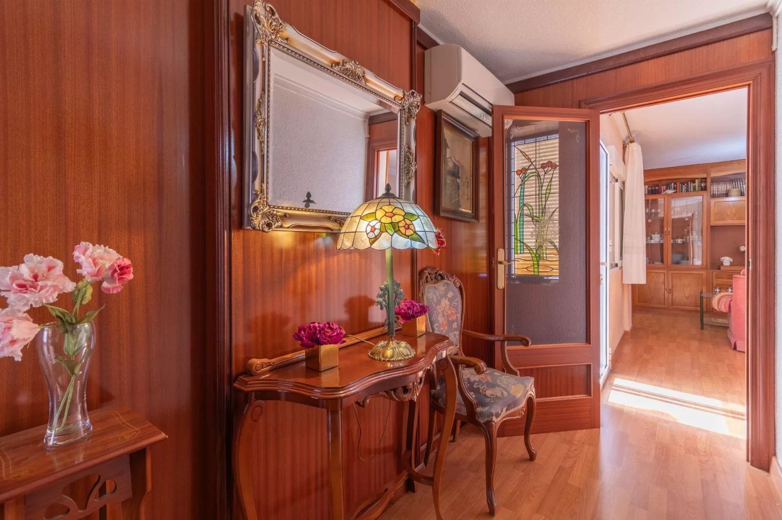 House · 4 bed · 2 baths · 250 m² · Elda — Photo 2 of 22