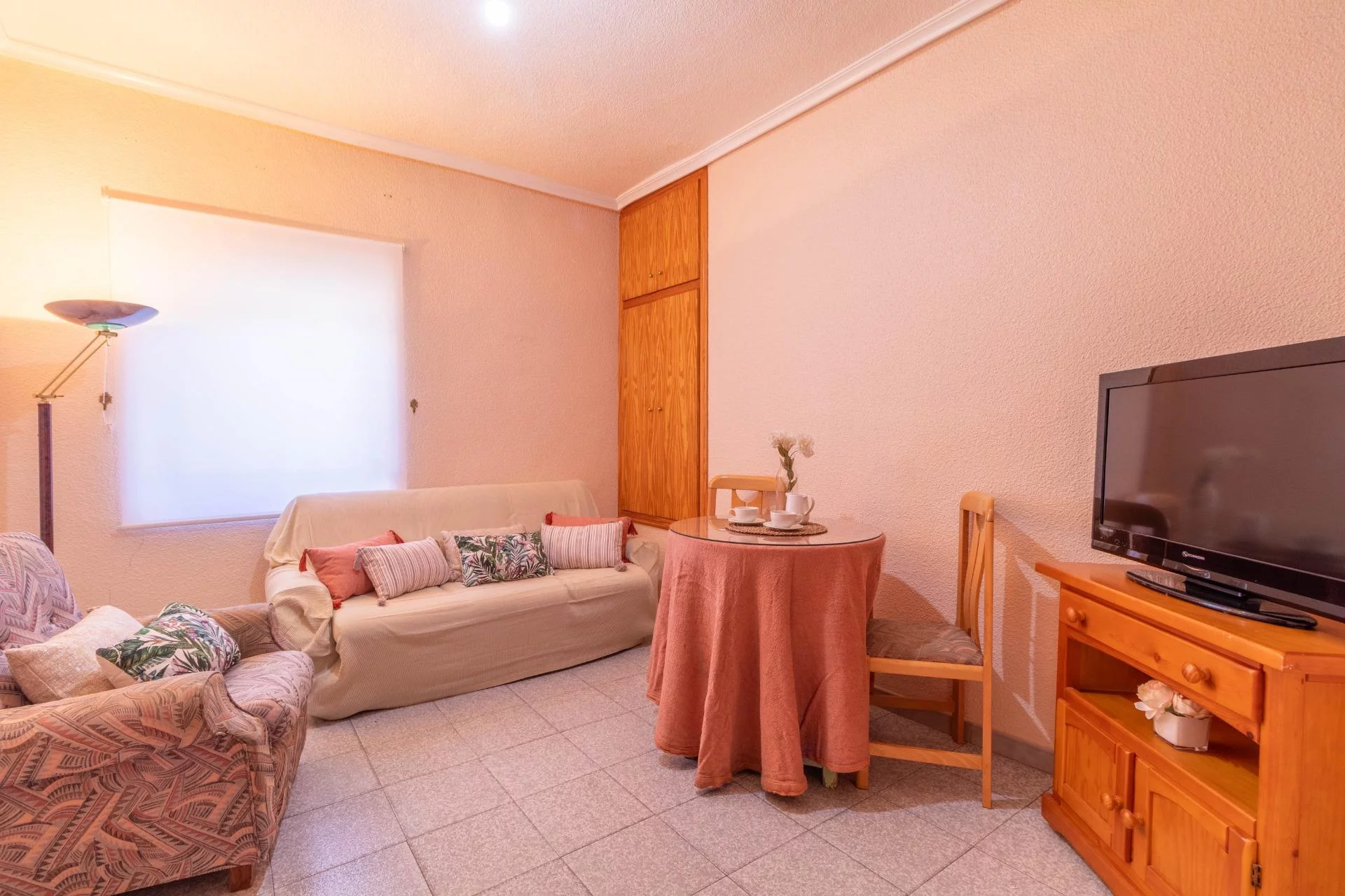 Casa independiente en esquina en la Huerta Nueva — Foto 4 de 19