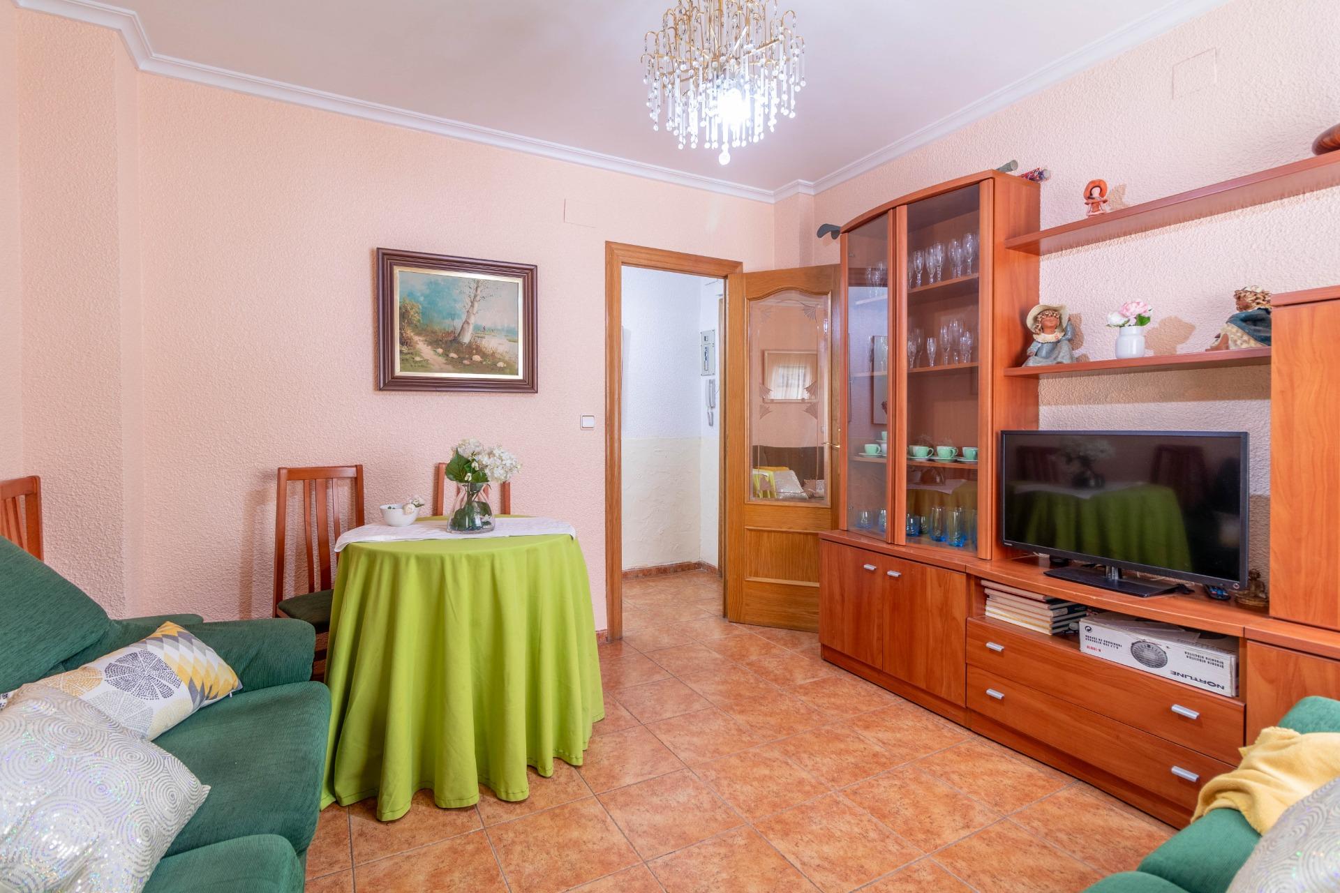 Apartment for rent in Avenidas chapí - alfonso xiii, Elda — Photo 4 of 13