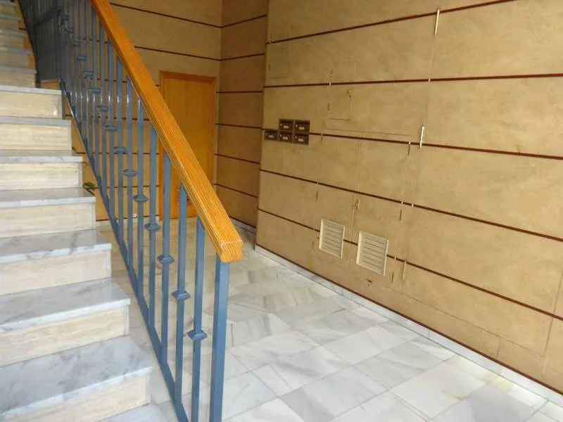 Apartment · 4 bed · 2 baths · 100 m² · Elda