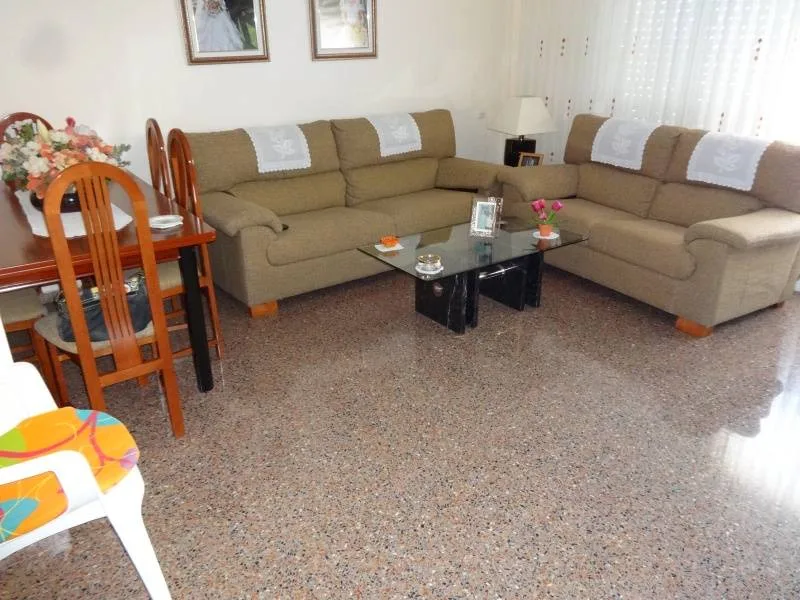 Apartment · 4 bed · 2 baths · 100 m² · Elda — Photo 2 of 14