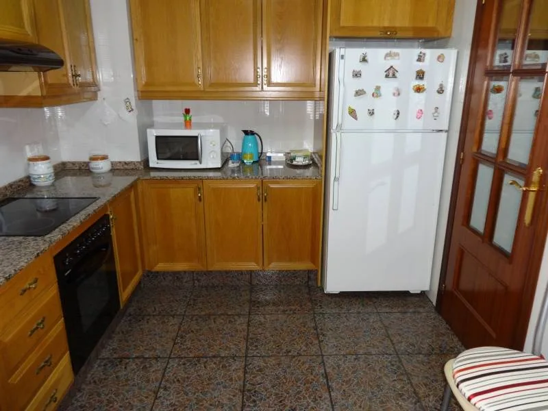 Apartment · 4 bed · 2 baths · 100 m² · Elda — Photo 5 of 14