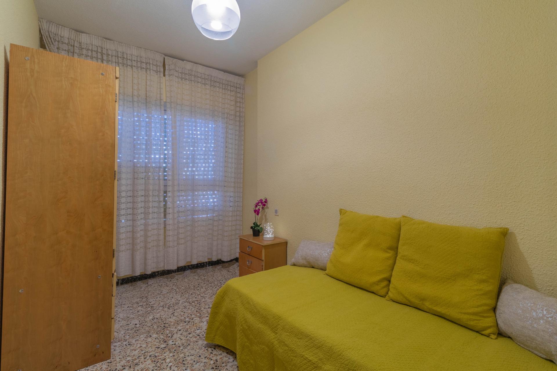 Apartment for rent in Centro, Petrer — Photo 2 of 16