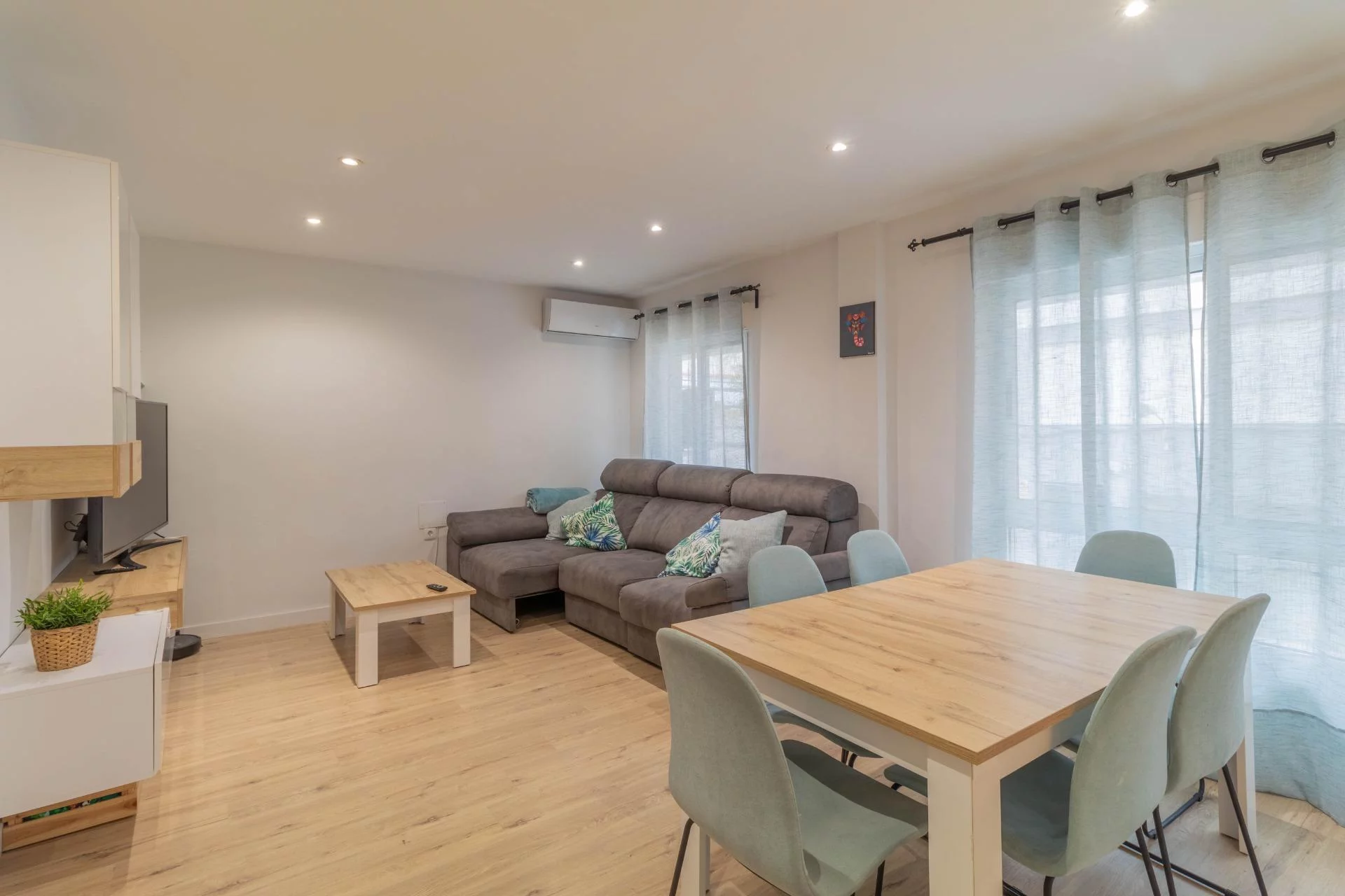 Piso Moderno y Céntrico en Petrer — Foto 4 de 20