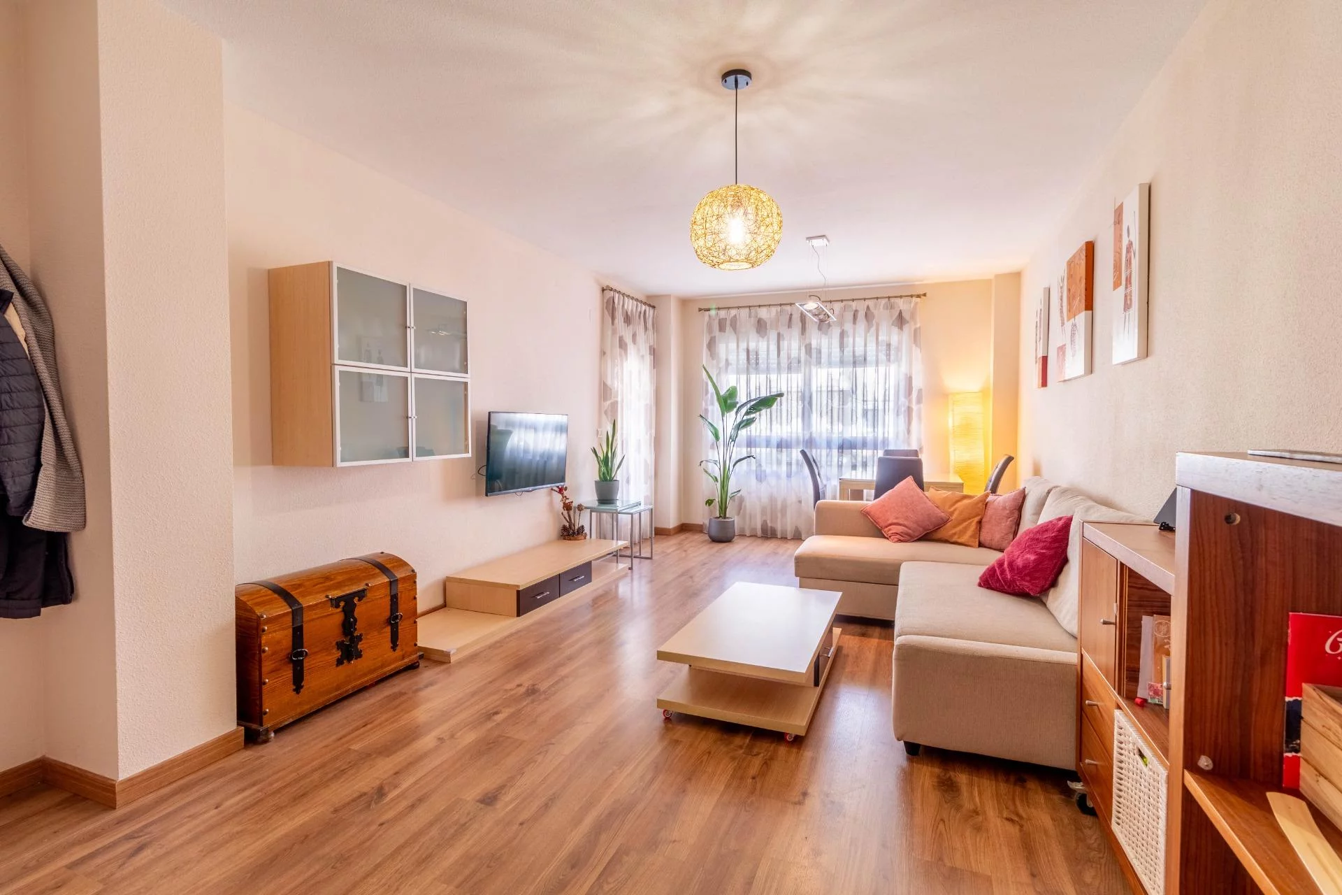 Piso con terraza en Paseo de Ronda — Foto 2 de 27