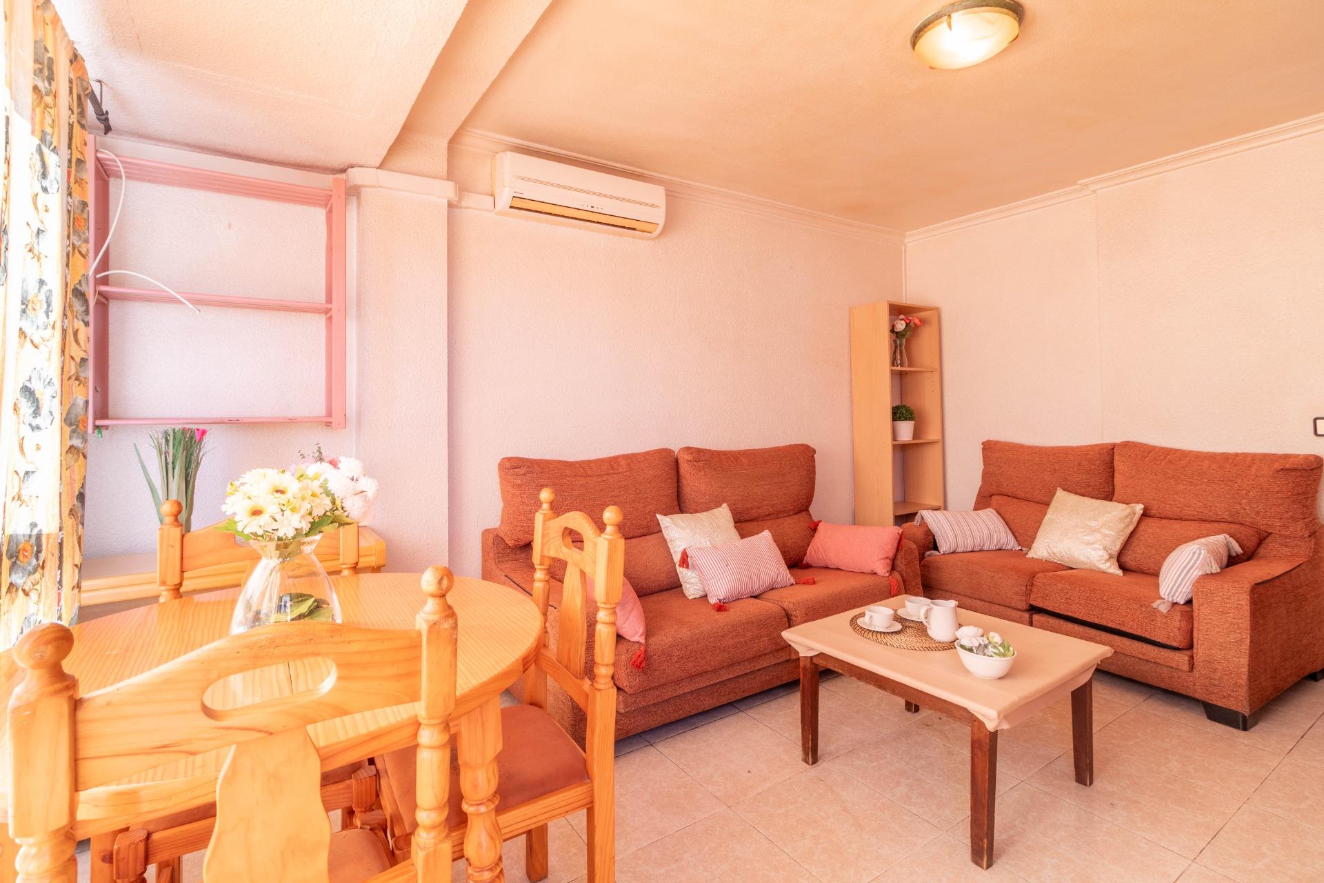 Apartment for rent in Avd. Olimpiadas, Elda — Photo 2 of 14