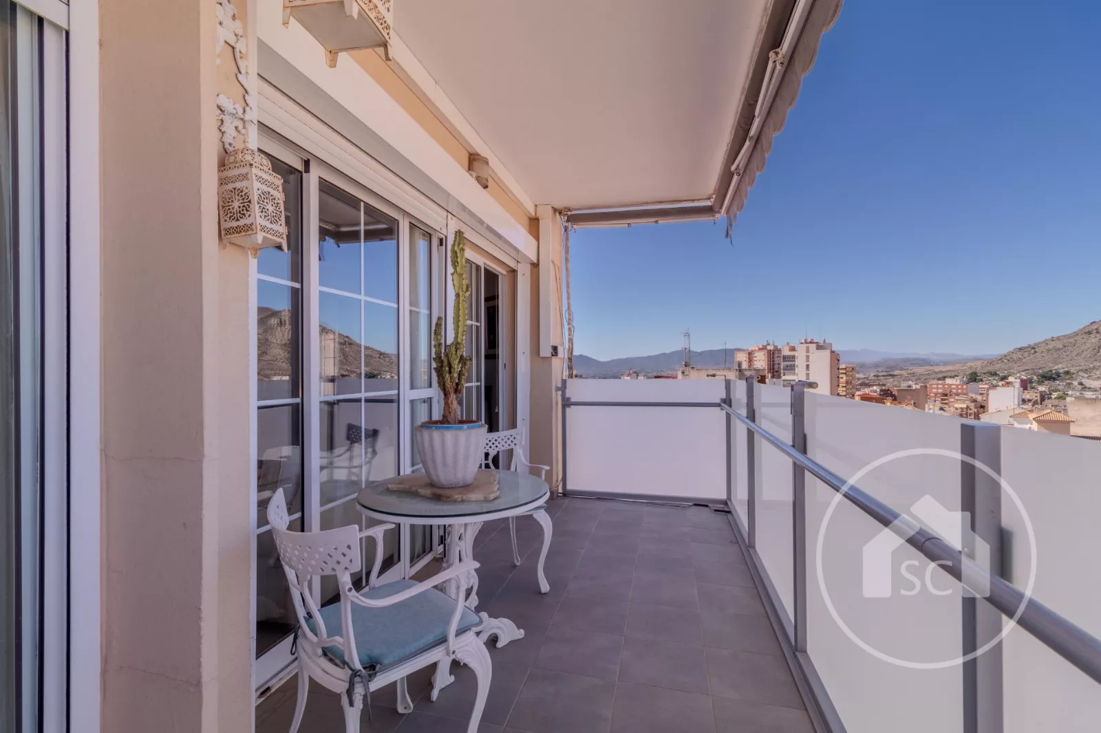 Precioso piso clasico en el corazon de Elda — Foto 4 de 29