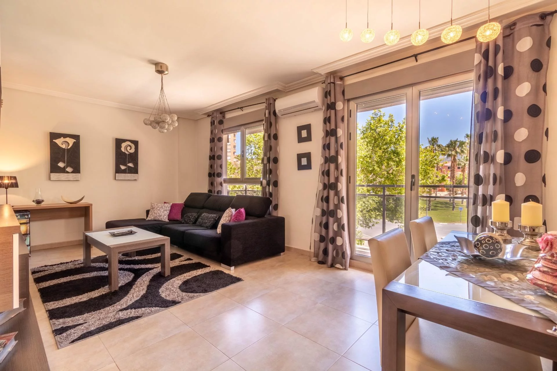 Acogedor Piso con Patio en Elda — Foto 4 de 24