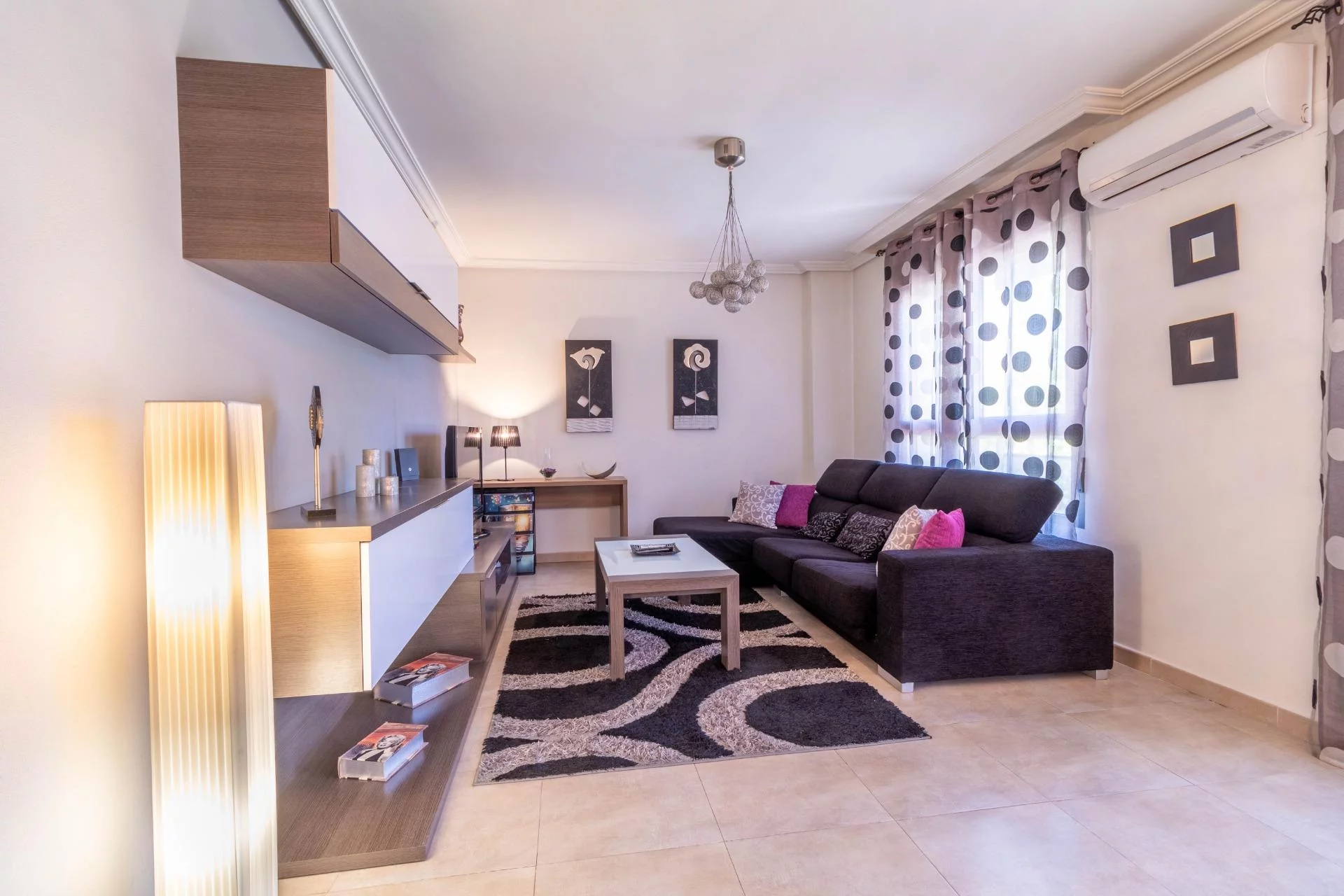 Acogedor Piso con Patio en Elda — Foto 5 de 24