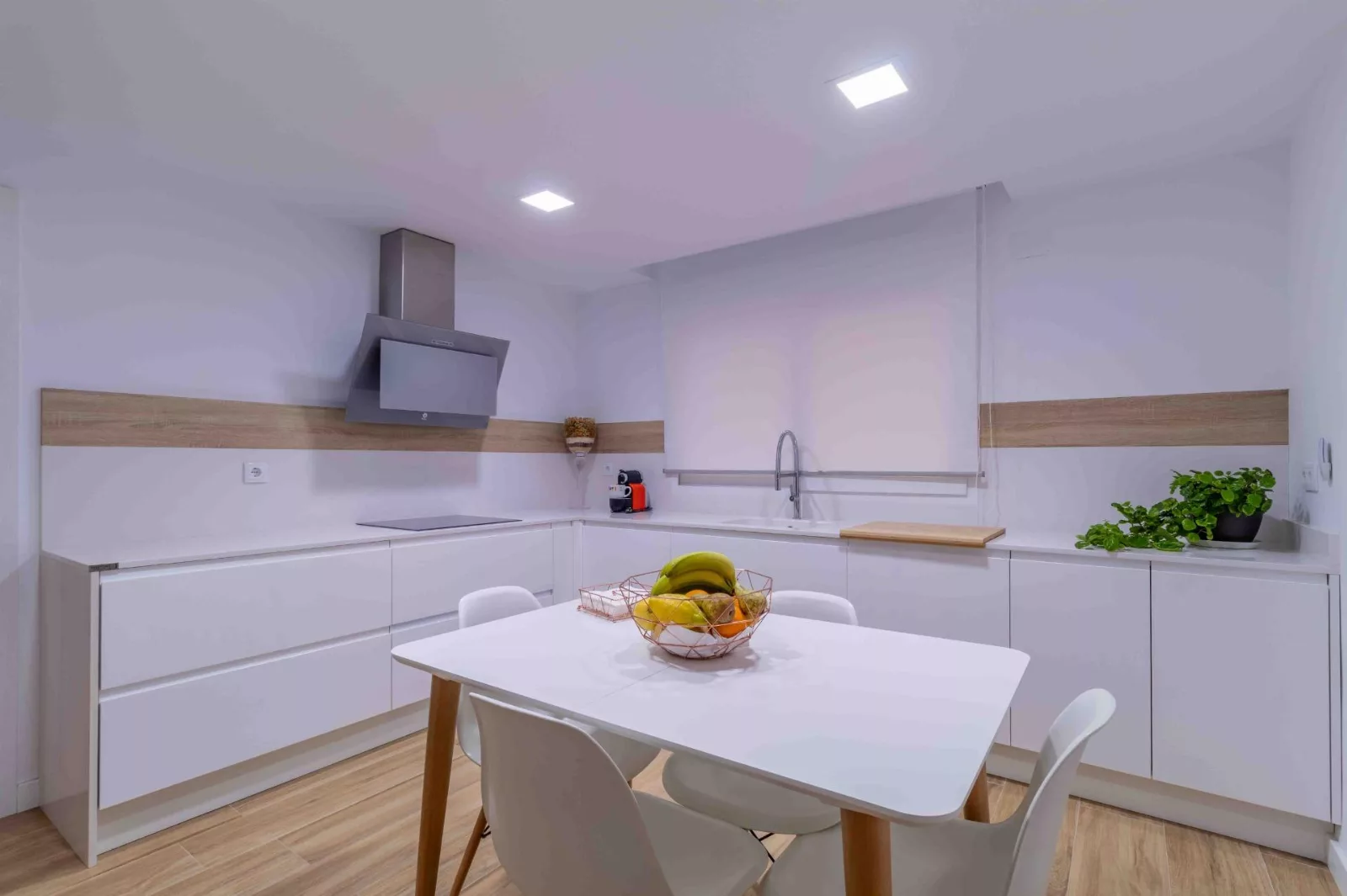 Designer Apartment in the Center of Elda — Photo 2 of 36