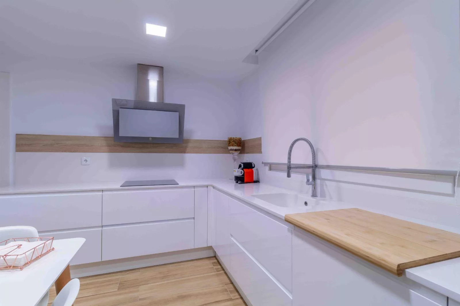 Designer Apartment in the Center of Elda — Photo 3 of 36