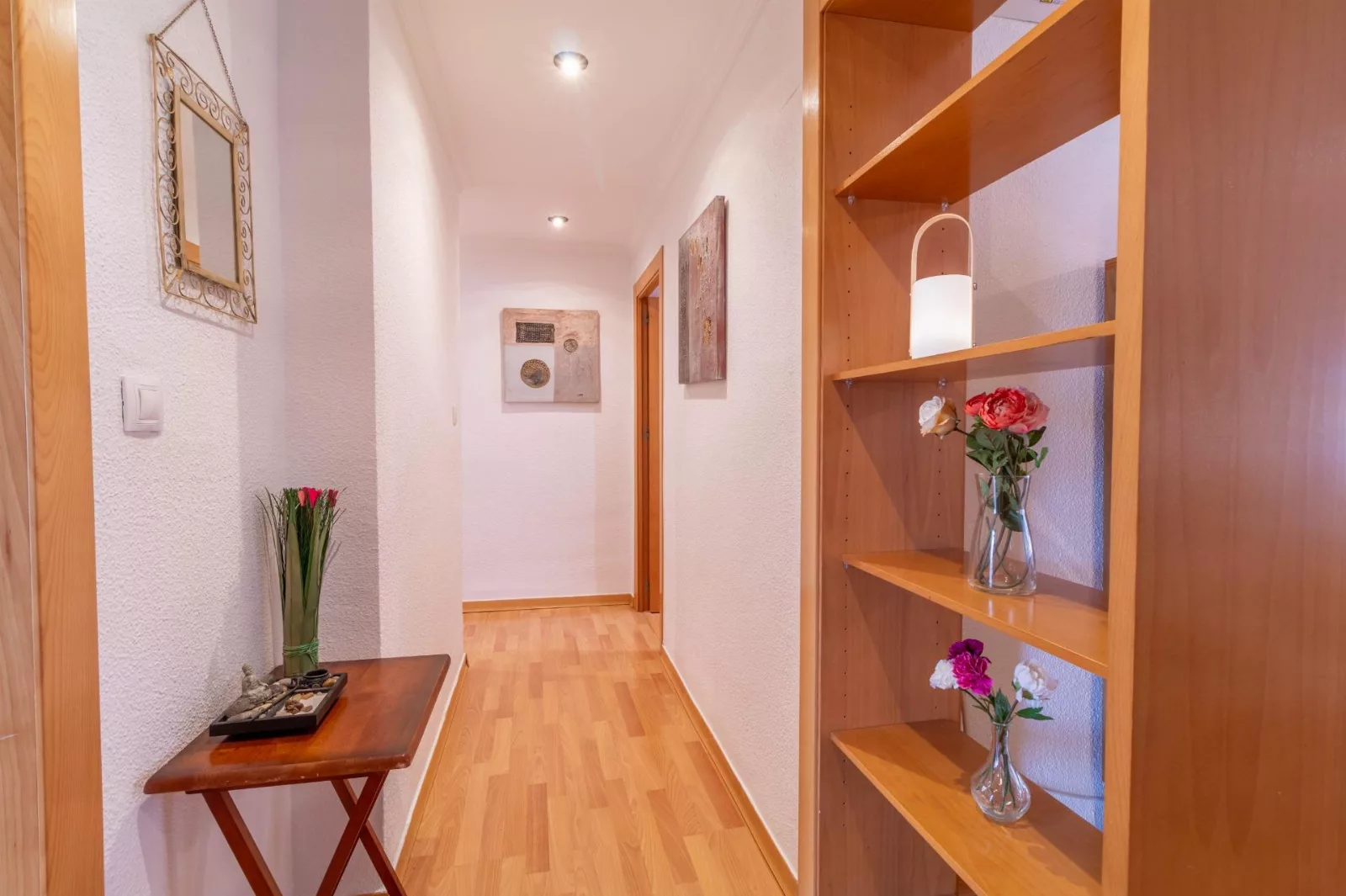 Piso Moderno en Avenida Reina Victoria — Foto 3 de 16