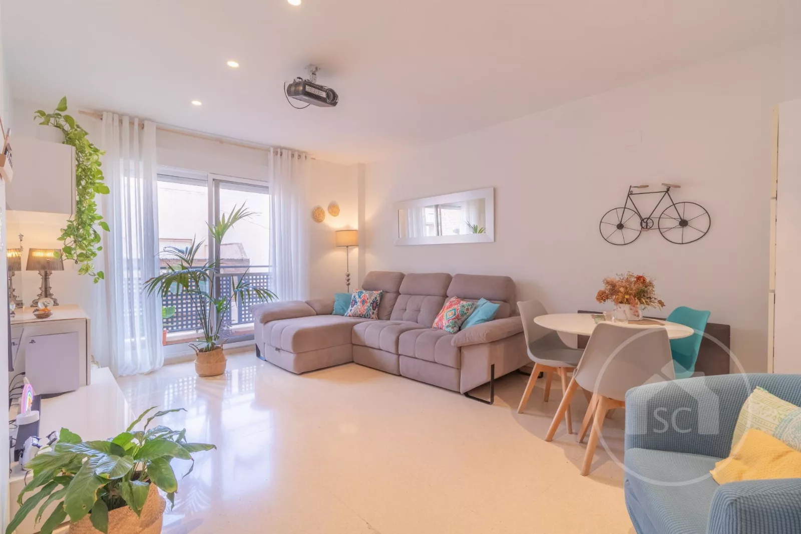 Apartment · 3 bed · 2 baths · 82 m² · Elda — Photo 2 of 19