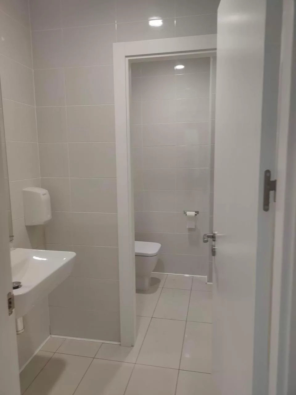 Commercial property · 1 bed · 4 baths · 427 m² · Elda — Photo 3 of 19