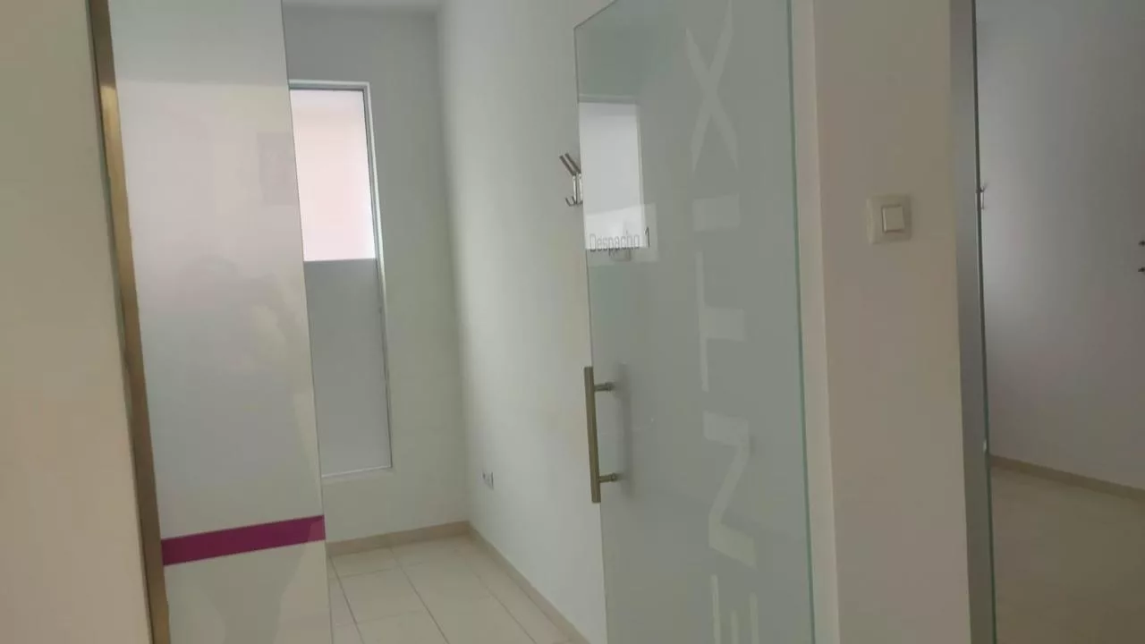 Commercial property · 1 bed · 4 baths · 427 m² · Elda — Photo 5 of 19