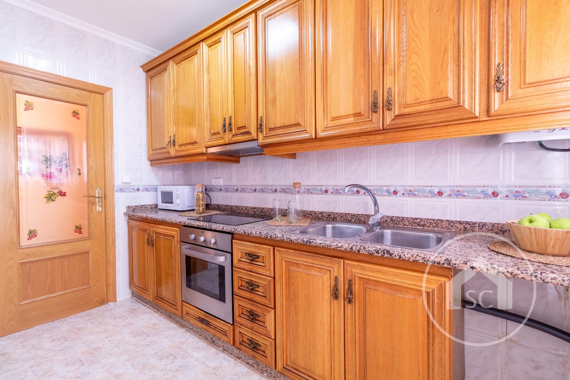 Apartment · 3 bed · 1 bath · 90 m² · Petrer — Photo 2 of 13