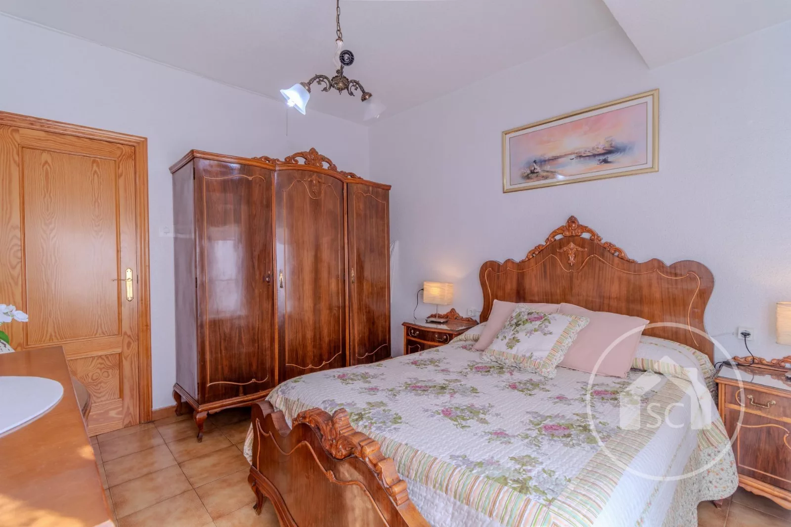 Piso Reformado en Planta Primera — Foto 3 de 15