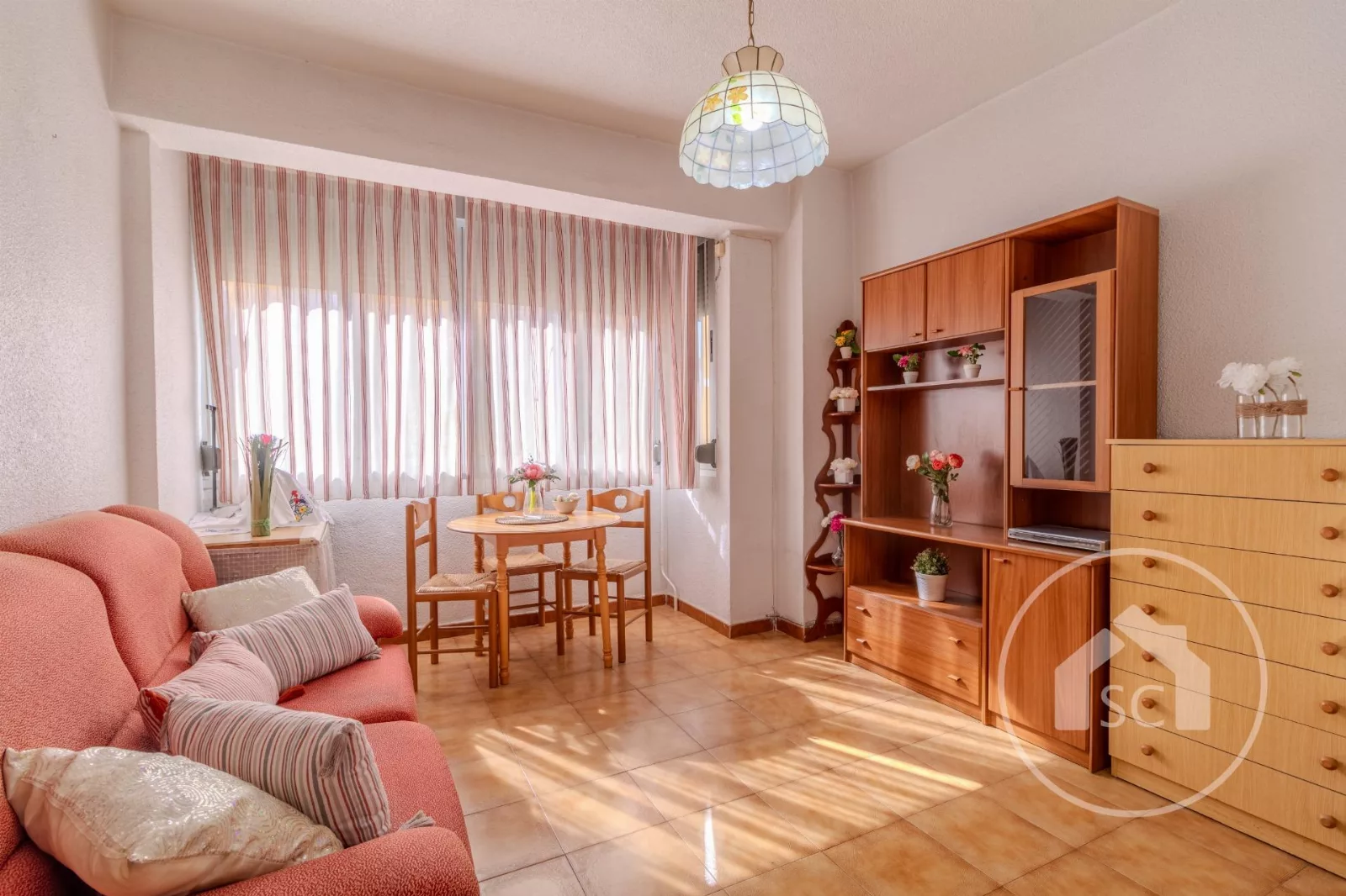 Piso Reformado en Planta Primera — Foto 4 de 15