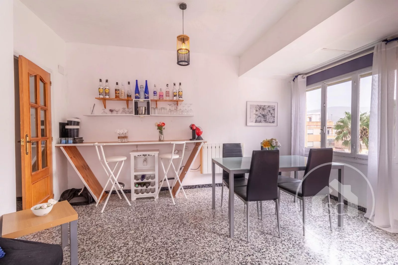 Amplio Piso en Esquina con Vistas al Parque — Foto 5 de 18