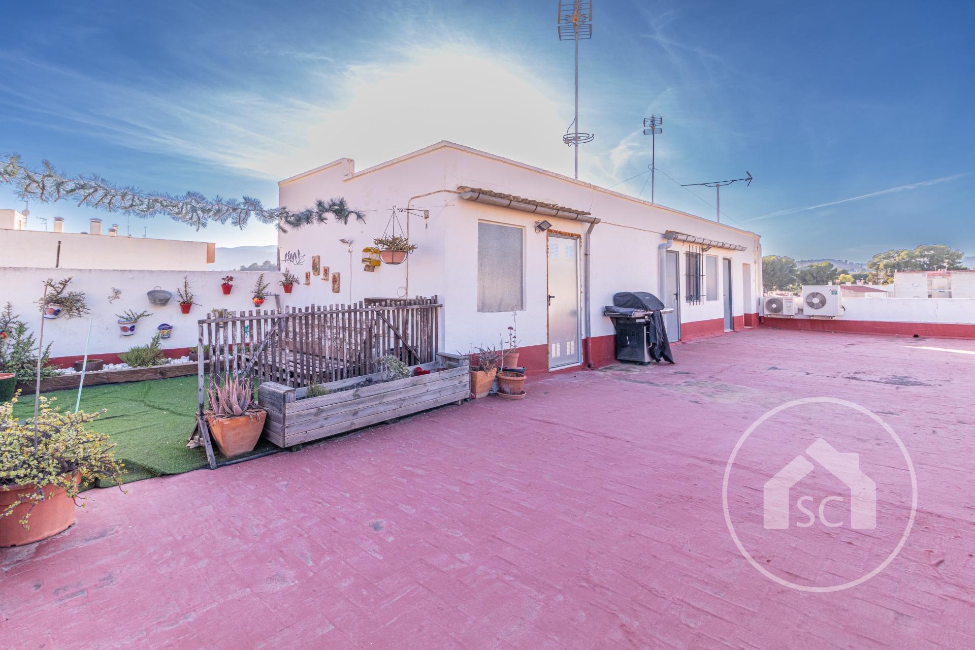 Apartment · 4 bed · 2 baths · 134 m² · Monovar - Monover