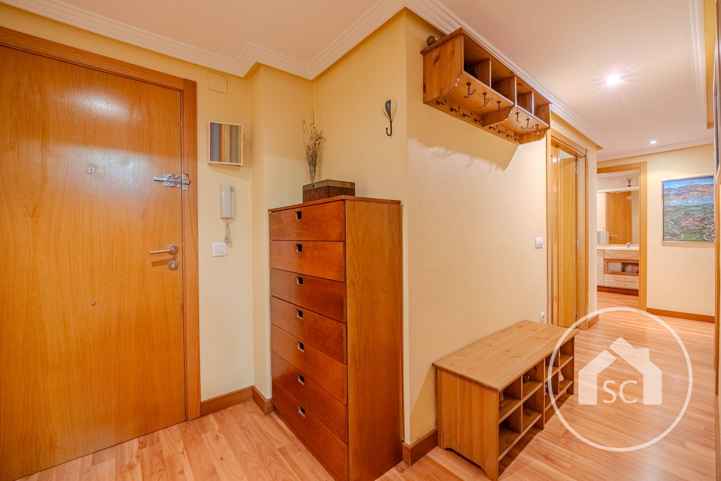 Apartment for sale in Gran avenida, Elda — Photo 3 of 26