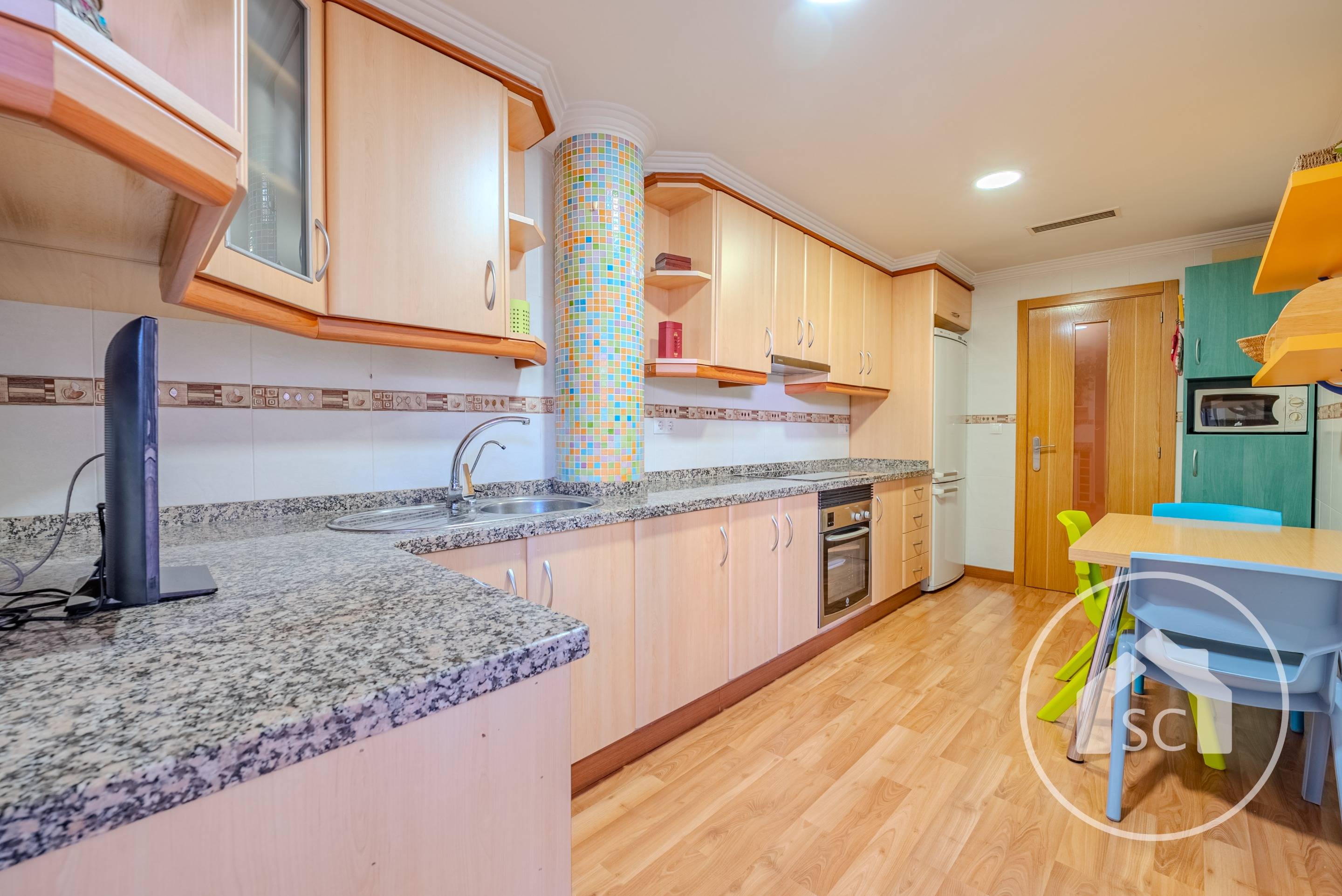 Apartment for sale in Gran avenida, Elda — Photo 5 of 26