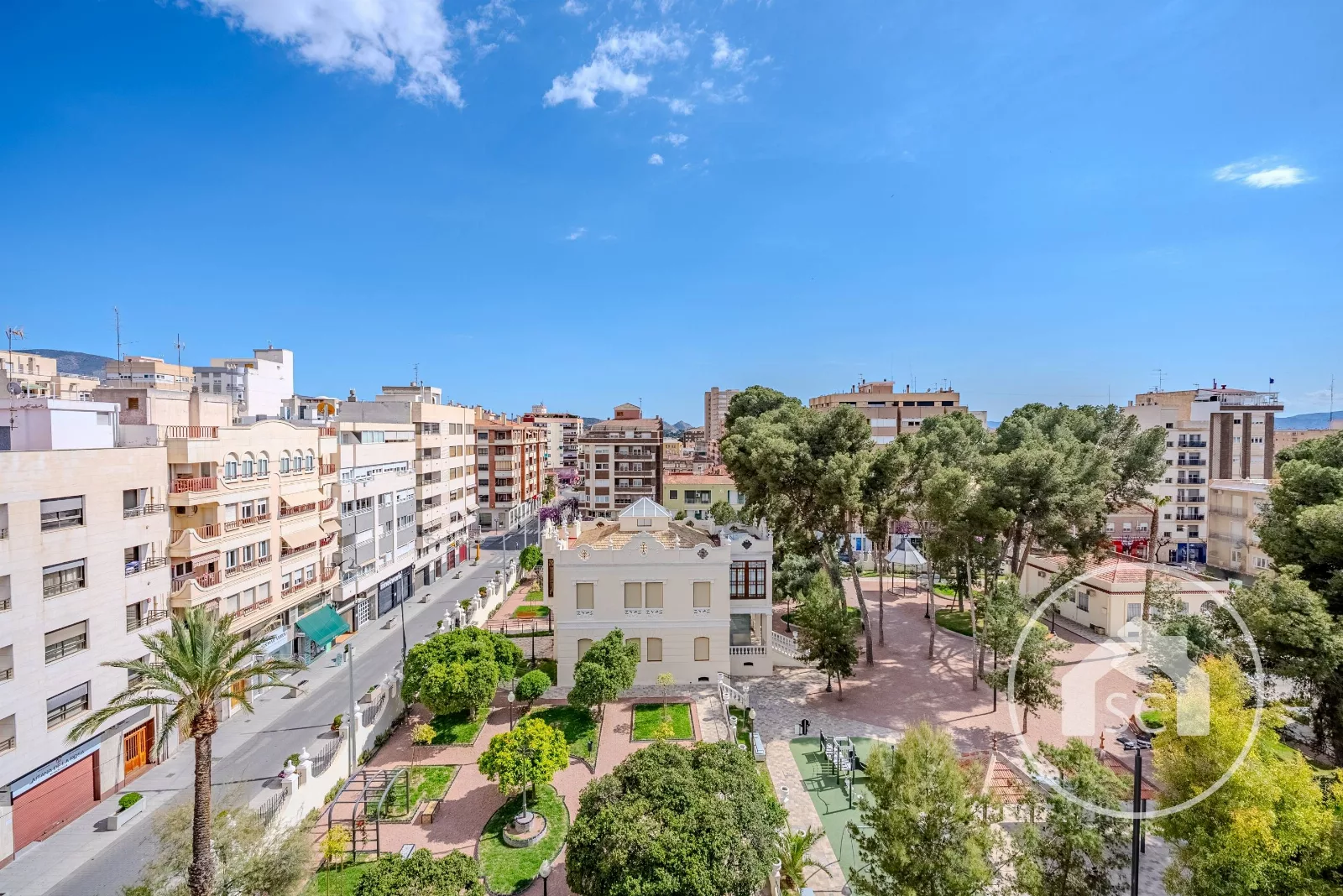 Apartment · 4 bed · 2 baths · 155 m² · Elda