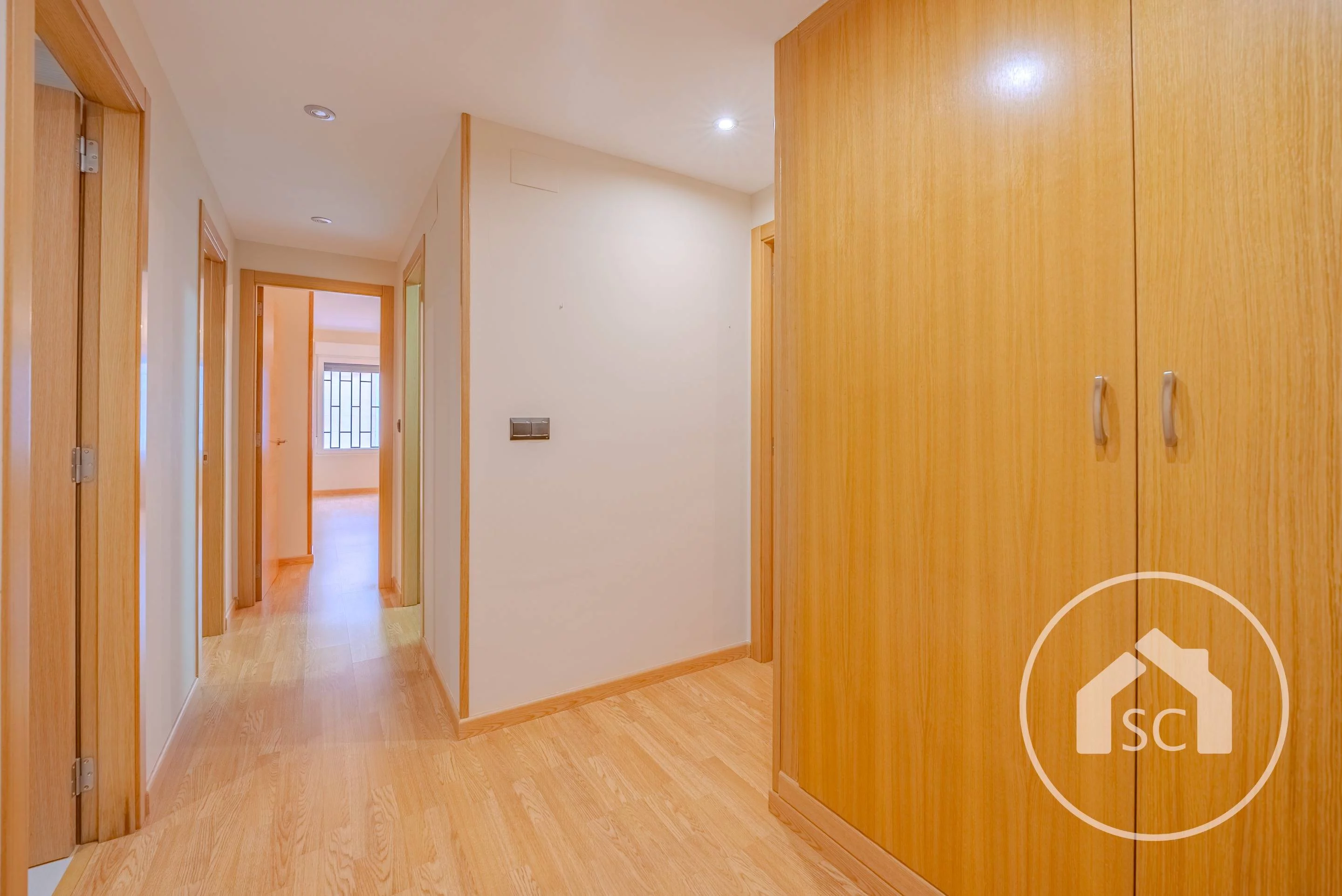 Piso a Estrenar con Piscina — Foto 2 de 32