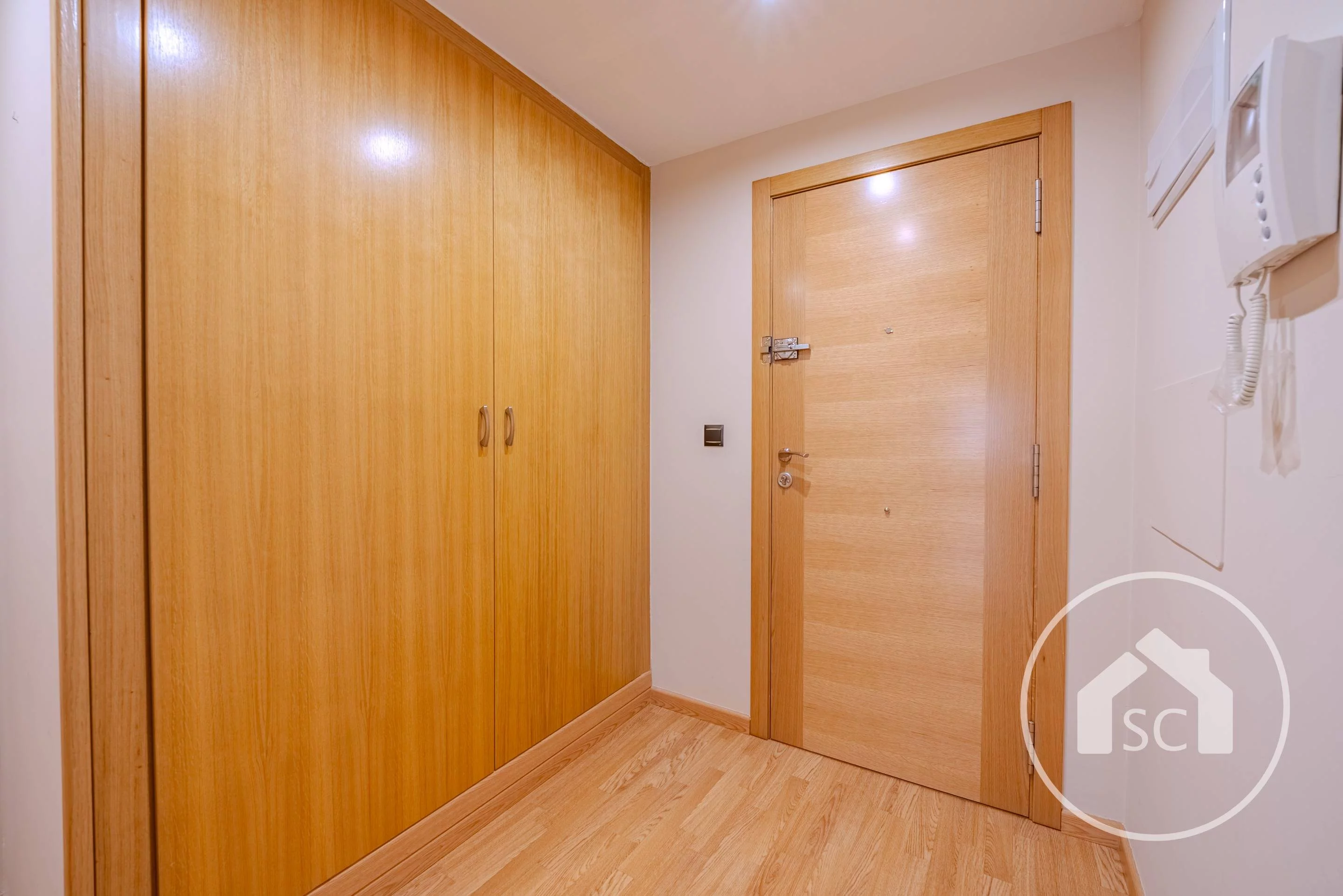 Piso a Estrenar con Piscina — Foto 3 de 32