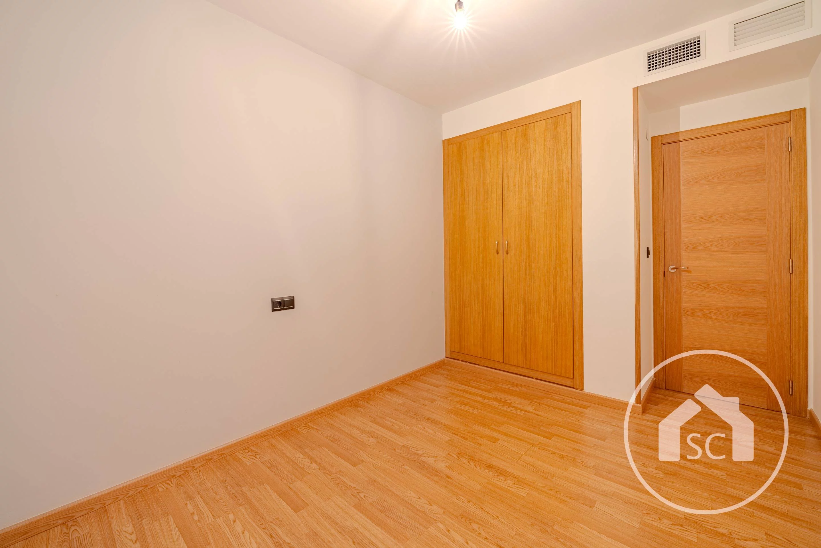 Piso a Estrenar con Piscina — Foto 5 de 32