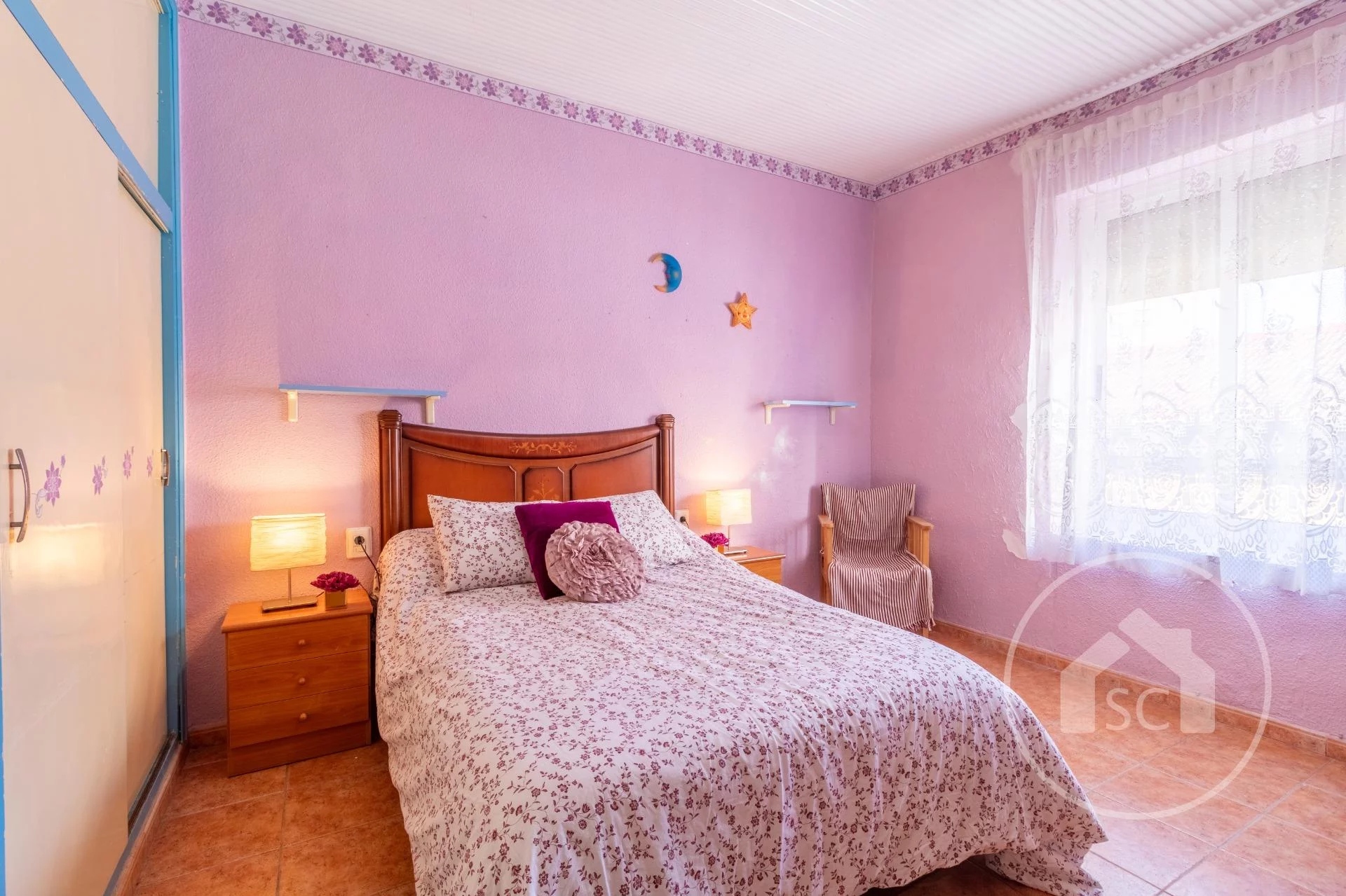 Piso en Planta Alta de Casa Independiente — Foto 2 de 18