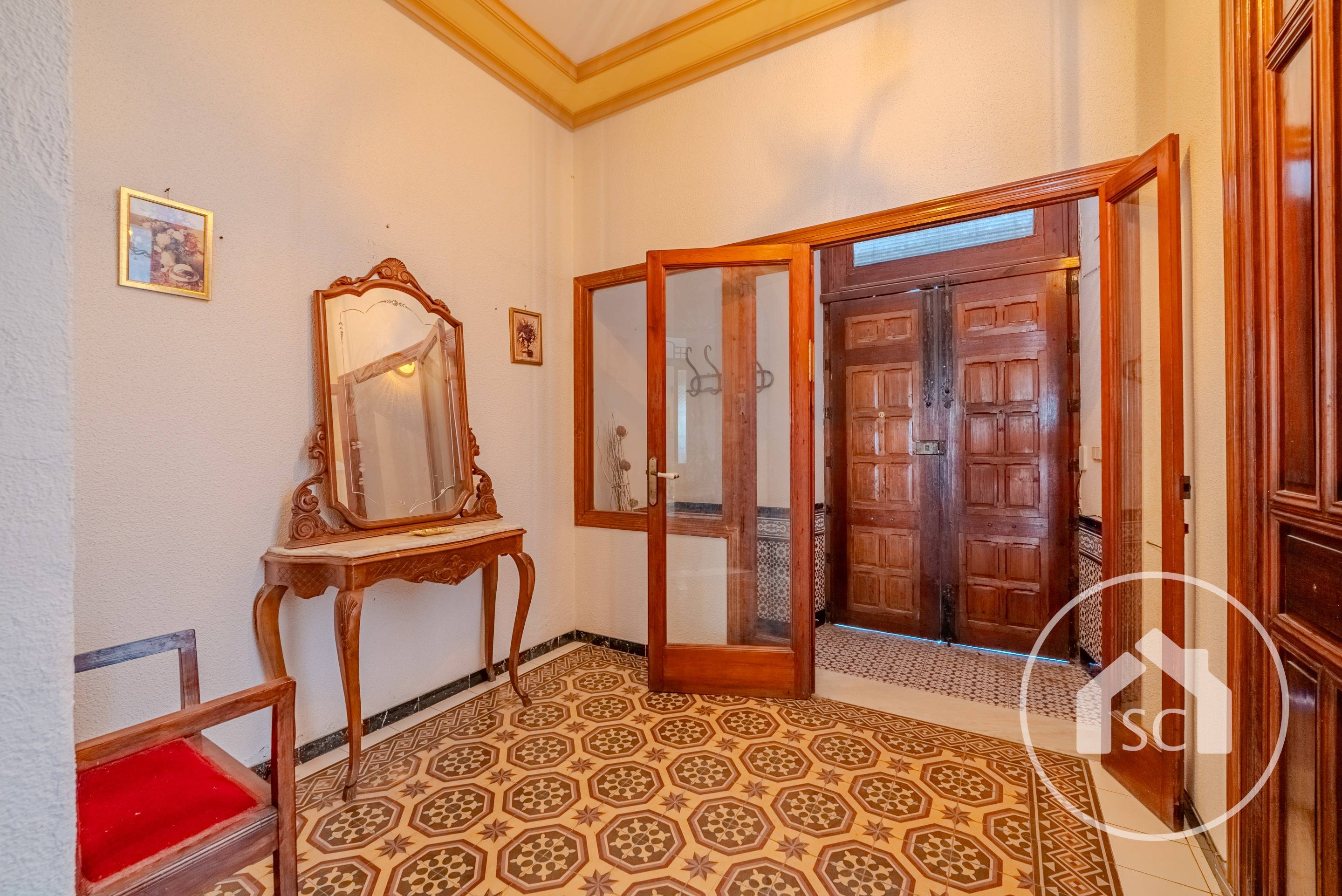 House for sale in CENTRO, Novelda — Photo 2 of 39