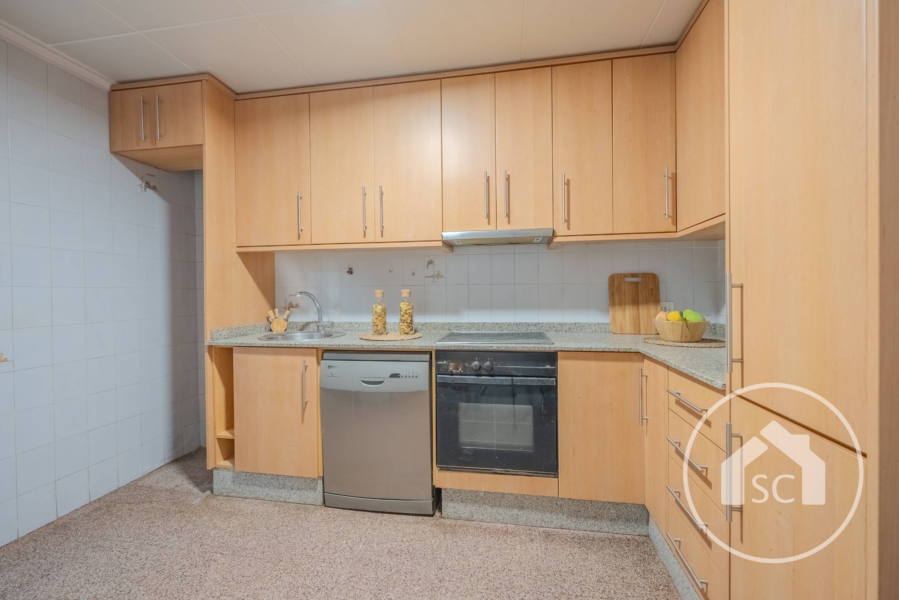 Apartment for sale in Barrio la salud, Elda — Photo 3 of 25