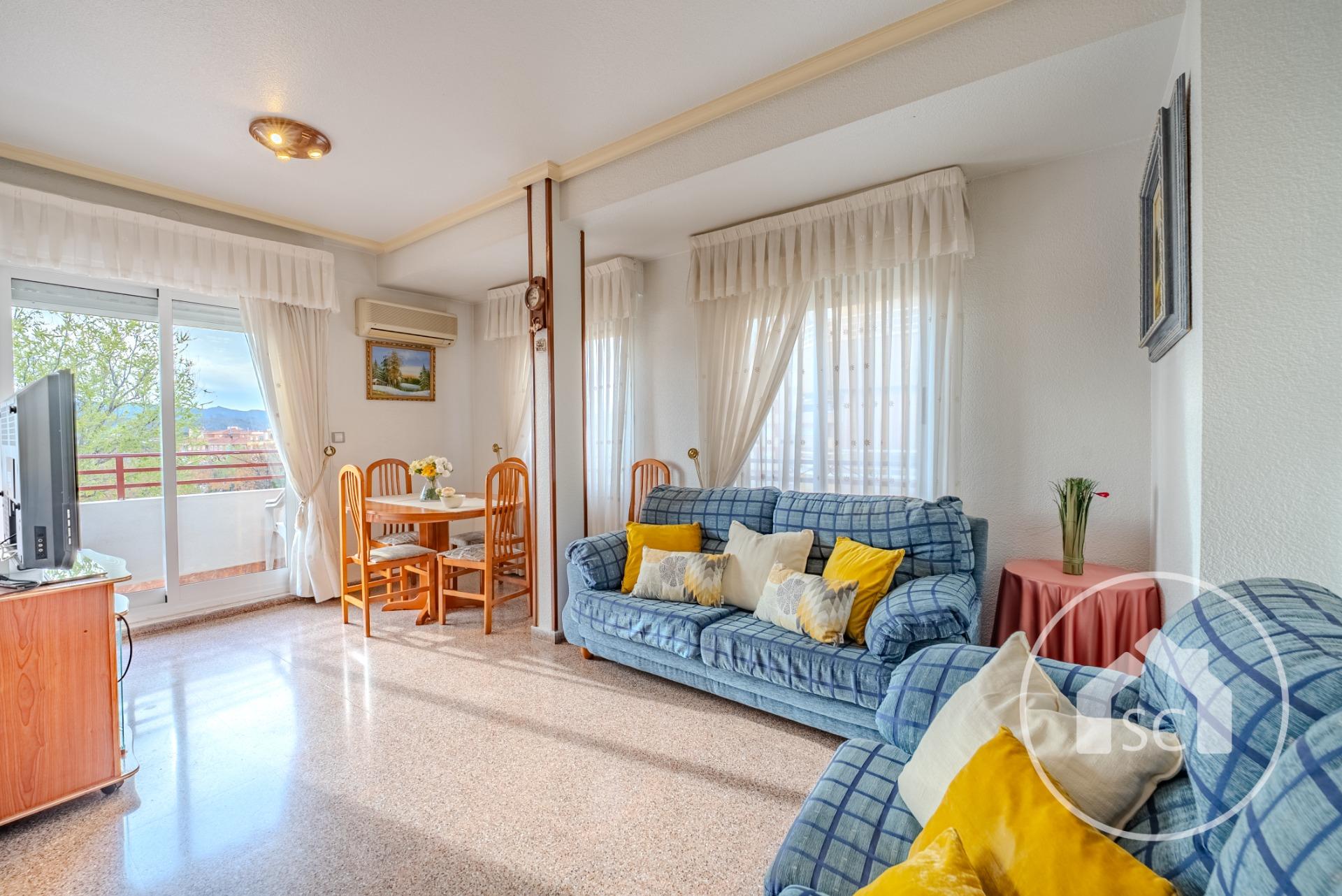 Piso luminoso con vistas al Campet — Foto 3 de 26