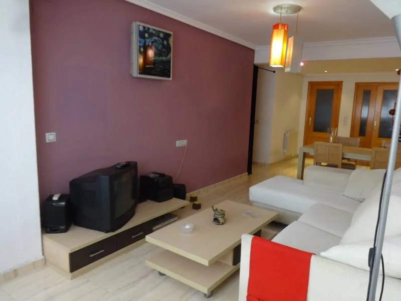 Apartment · 3 bed · 1 bath · 85 m² · Elda — Photo 2 of 19